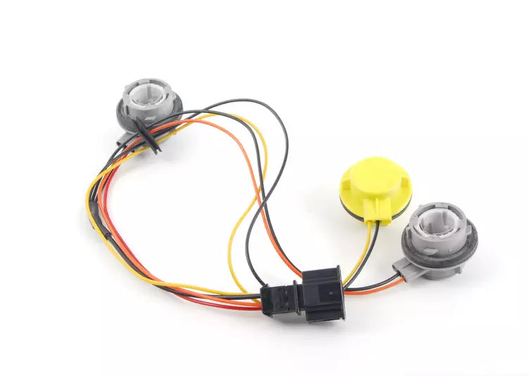 NEW AUDI Q7 06-09 LEFT REAR TAIL LIGHT CARRIER WITH CABLES 4L0945221B