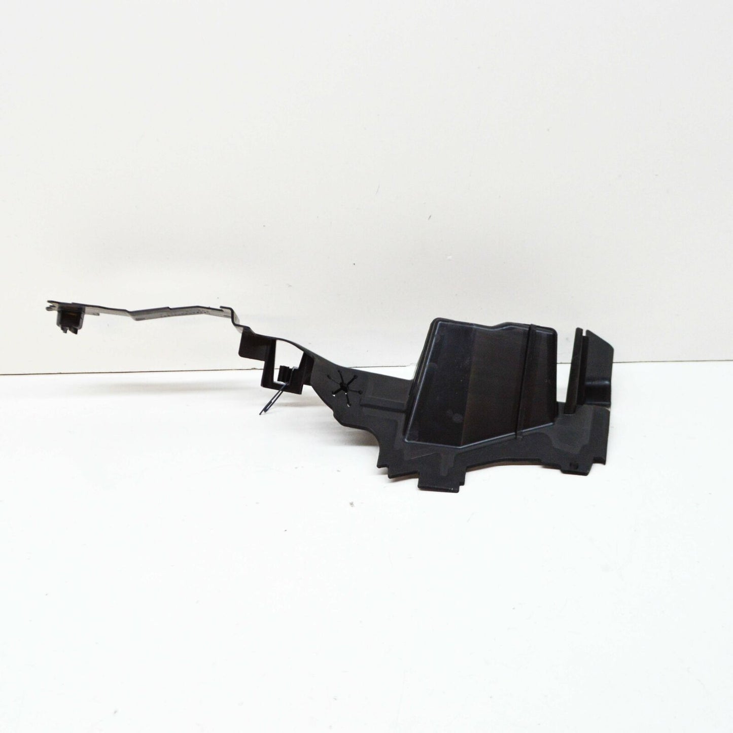 NEW VOLKSWAGEN POLO AW 6R RIGHT RADIATOR AIR DUCT 2G0121284A ORIGINAL