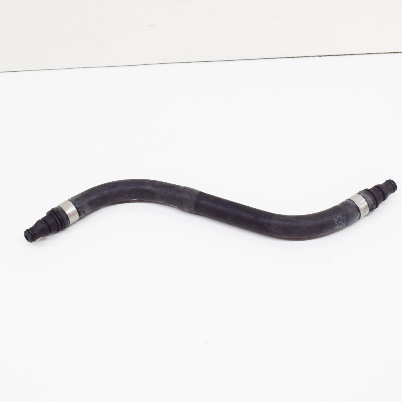 NEW MERCEDES BENZ E W212 VENT LINE HOSE A2125010525 ORIGINAL