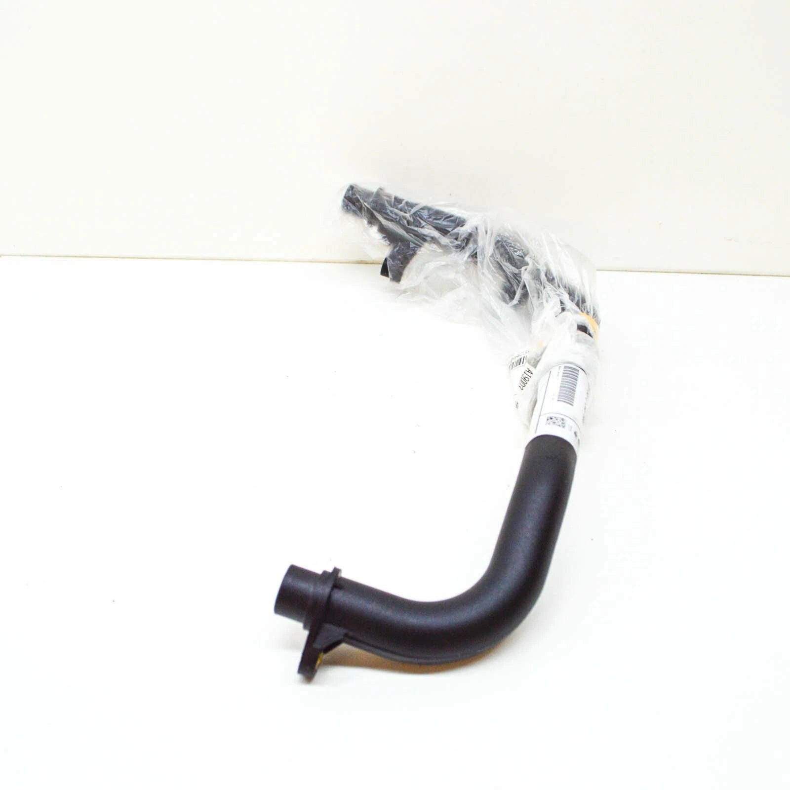 NEW BMW E36 E38 E39 COOLING SYSTEM WATER HOSE PIPE 11532246689 ORIGINAL