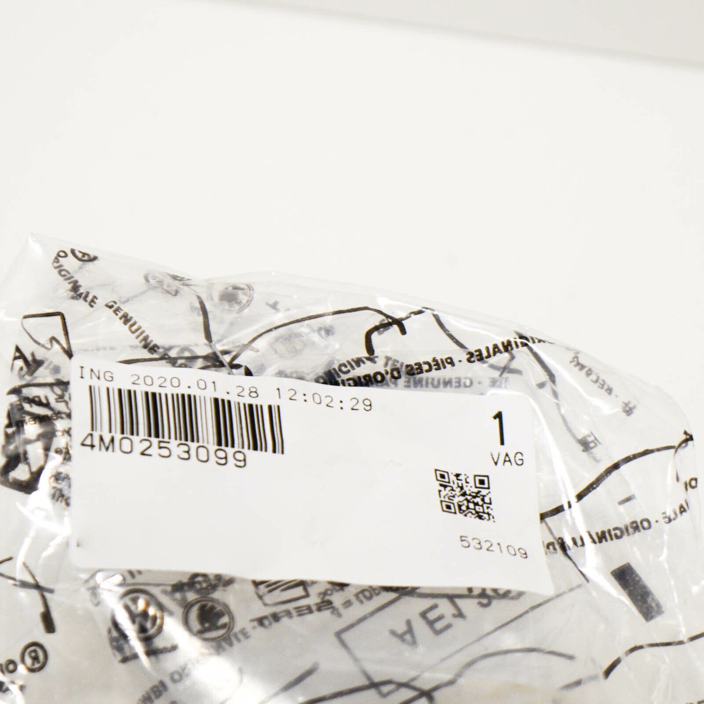 NEW AUDI A4 B9 EXHAUST SYSTEM FRONT MUFFLER SUPPORT HANGER 4M0253099 ORIGINAL