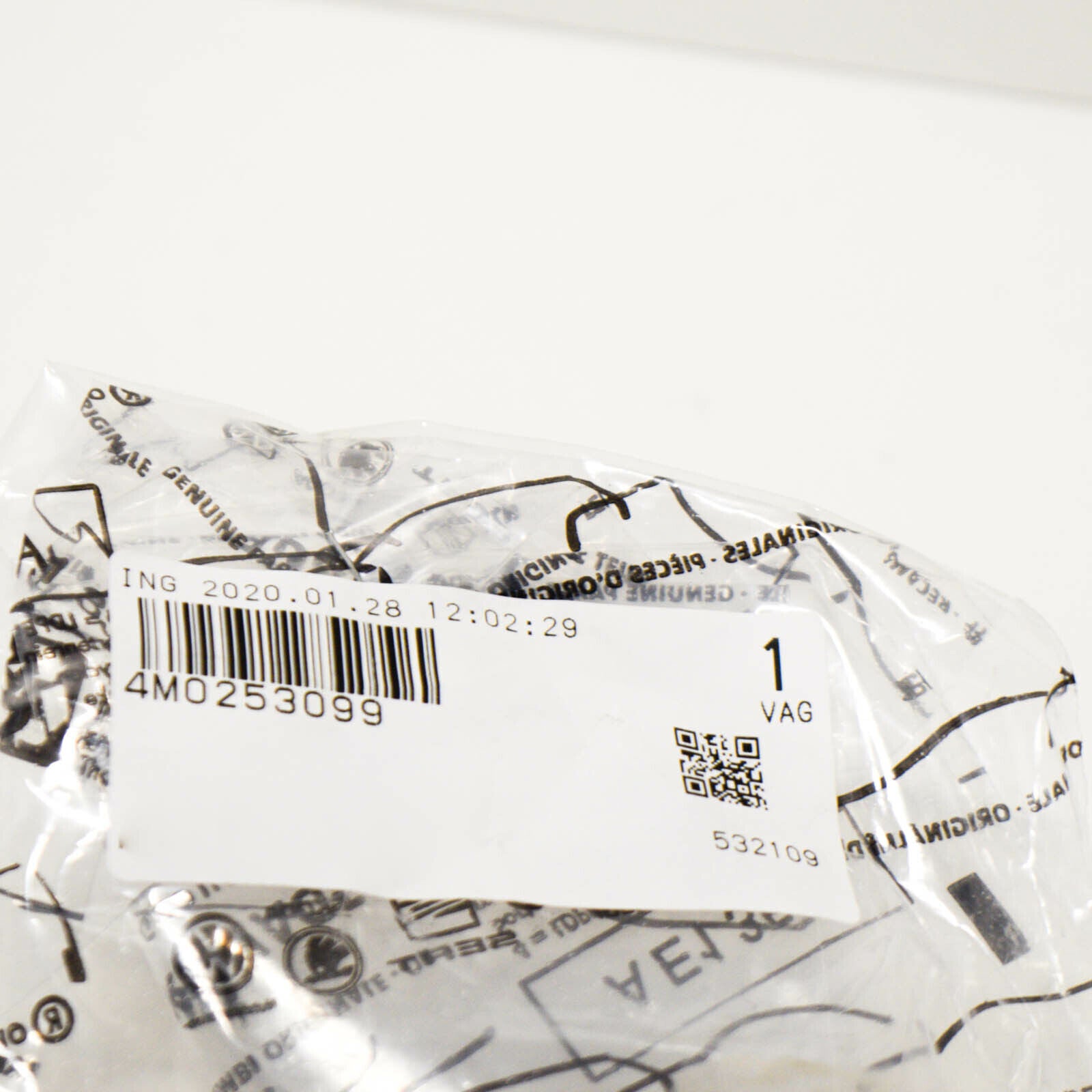 NEW AUDI A4 B9 EXHAUST SYSTEM FRONT MUFFLER SUPPORT HANGER 4M0253099 ORIGINAL