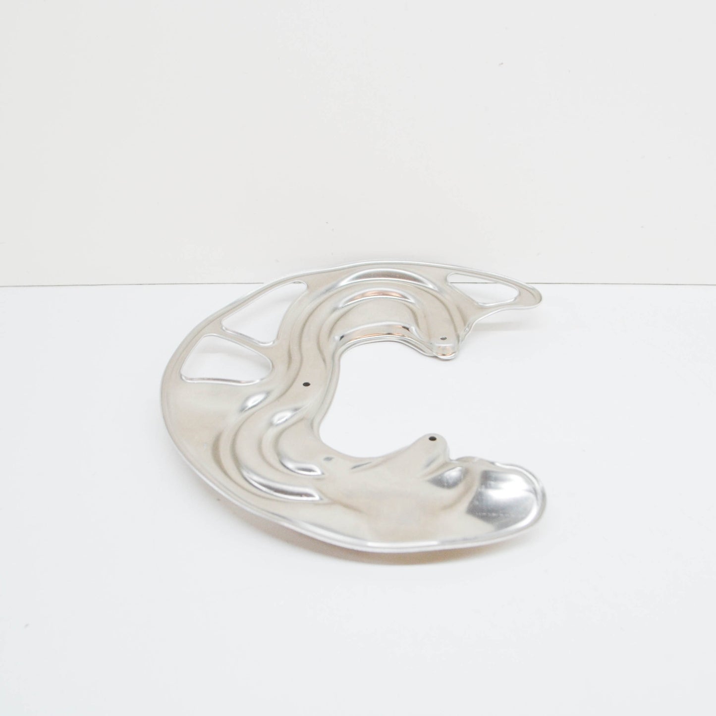 NEW AUDI A3 SPORTBACK 8P FRONT LEFT DUST SHIELD 8J0615311E ORIGINAL