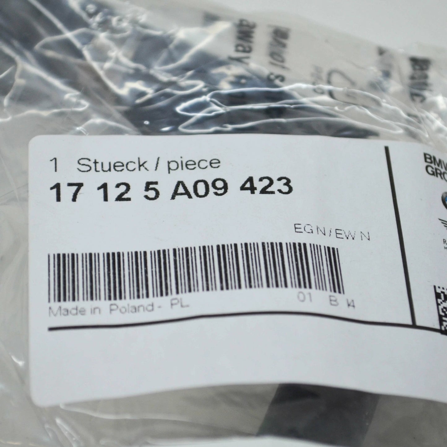 NEW BMW 5 G30 WATER COOLING RADIATOR TO EXPANSION TANK PIPE 17125A09423 ORIGINAL