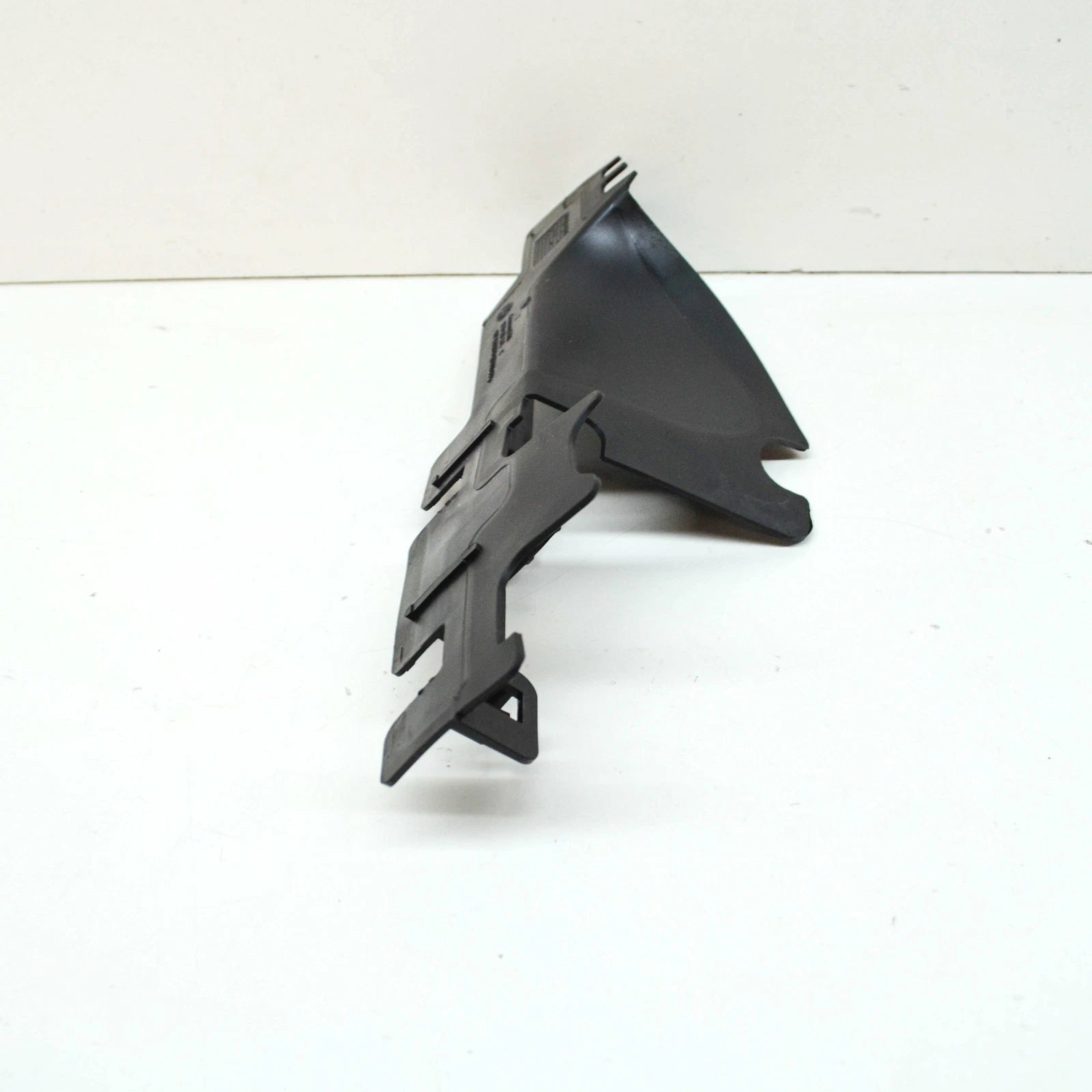 NEW VW GOLF MK5 5K INTERCOOLER RADIATOR RIGHT DEFLECTOR 5K0121284C ORIGINAL