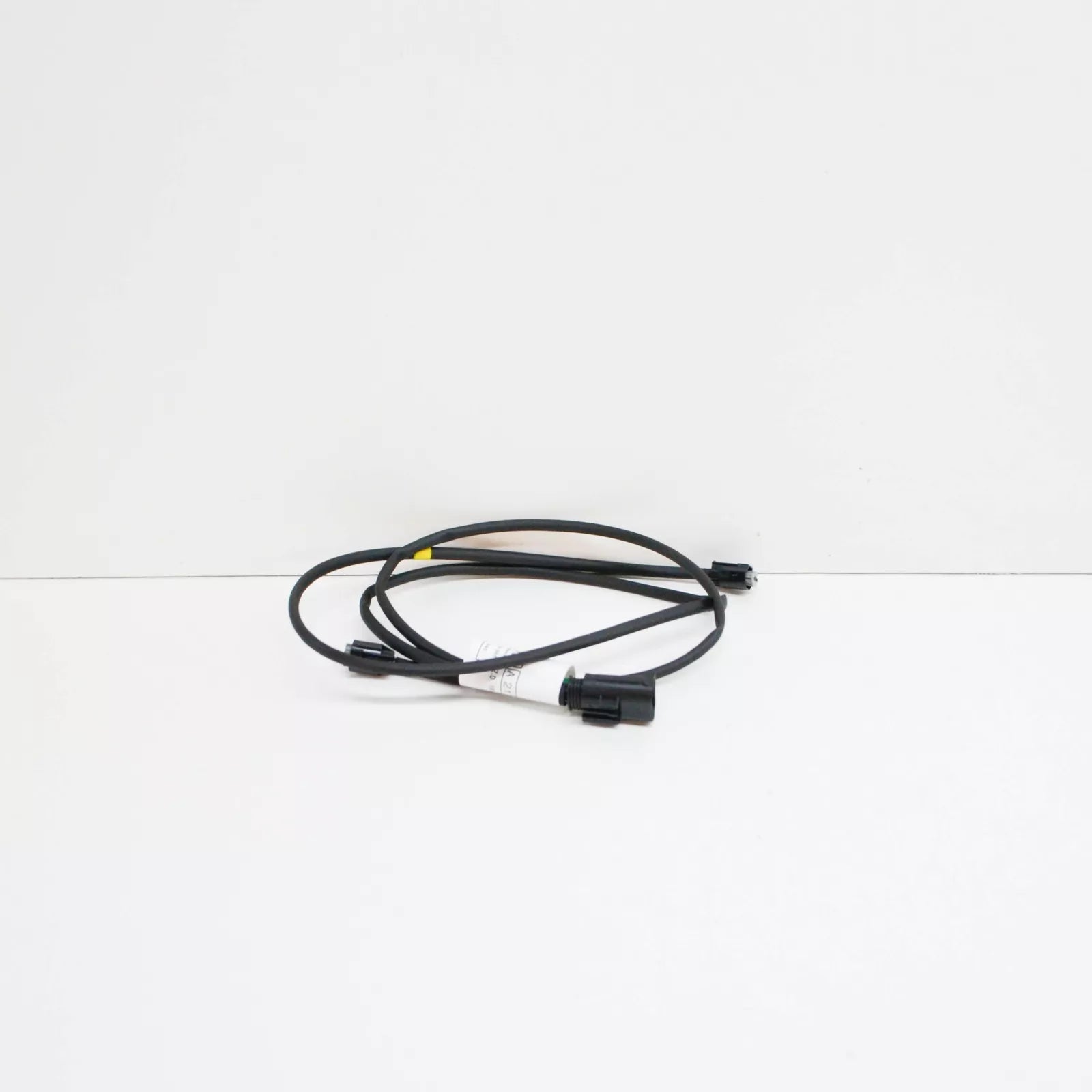 NEW MB E T-MODEL S211 REAR AXLE SELF-LEVELLING DEVICE CABLE A2115405332 ORIGINAL