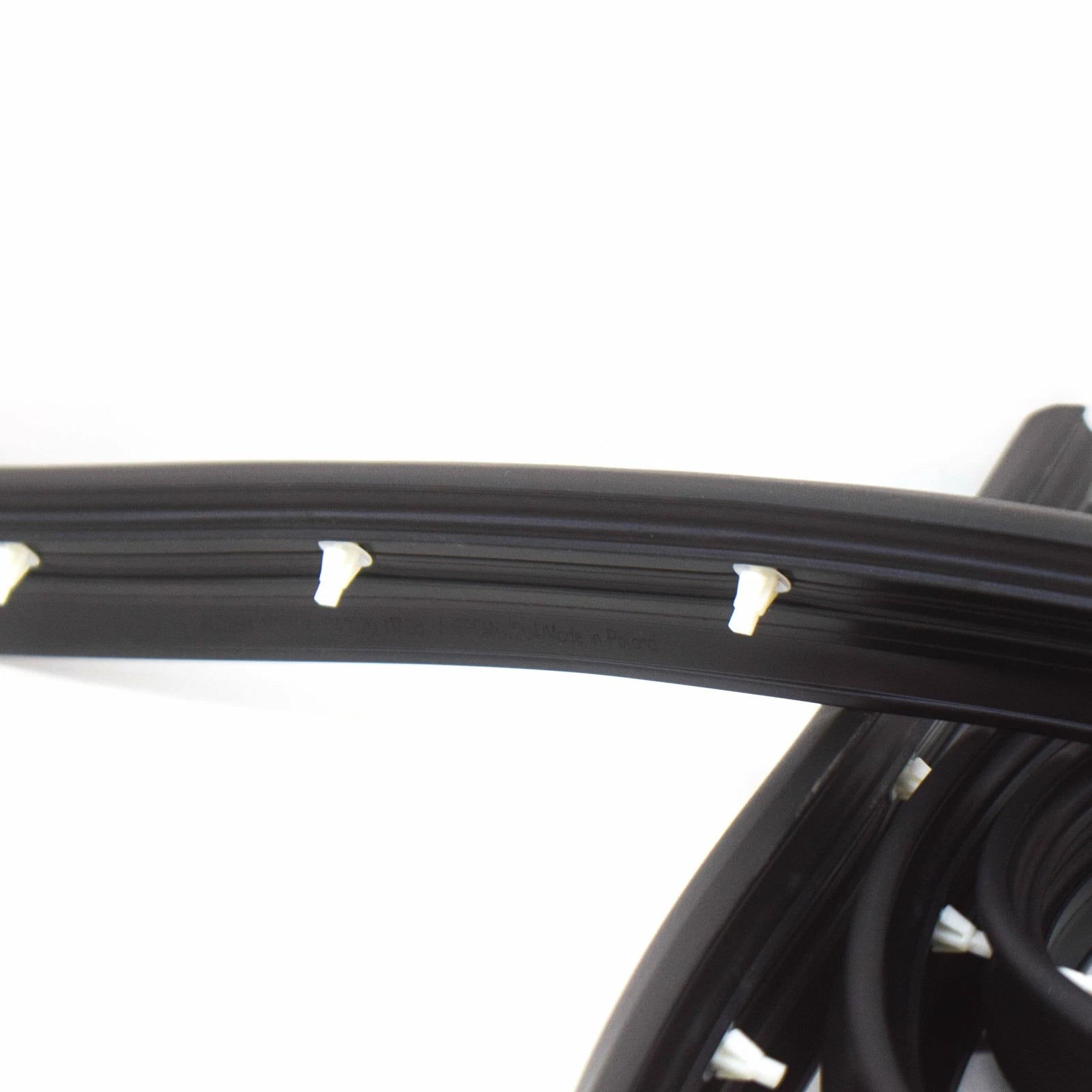 NEW AUDI Q3 F3 REAR LEFT SIDE ROCKER SILL PANEL MOLDING SEAL 83A833177