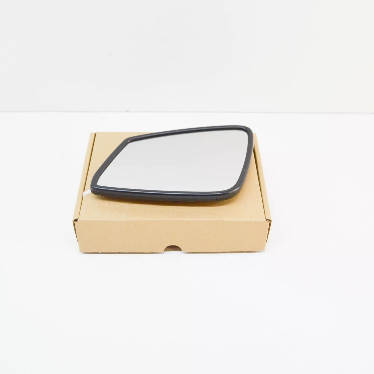 NEW BMW 3 F30, F80 FRONT LEFT DOOR MIRROR GLASS 51167285009 7285009 ORIGINAL