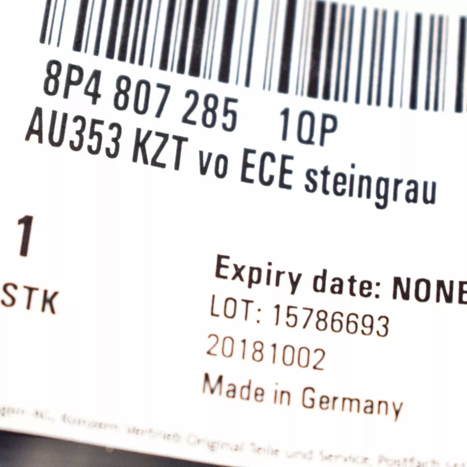 NEW AUDI A3 8P FRONT BUMPER LICENSE PLATE HOLDER BRACKET 8P48072851QP