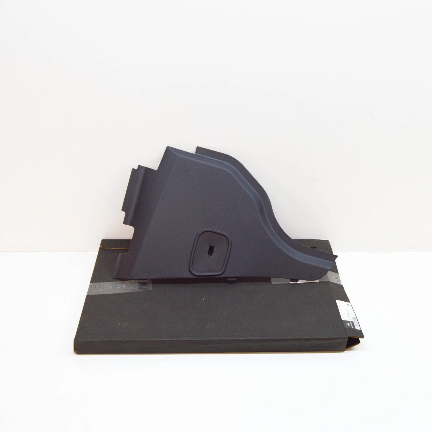 NEW MB GL X166 FRONT LEFT COVER WIPER PANEL TRIM LHD A1668310041 ORIGINAL