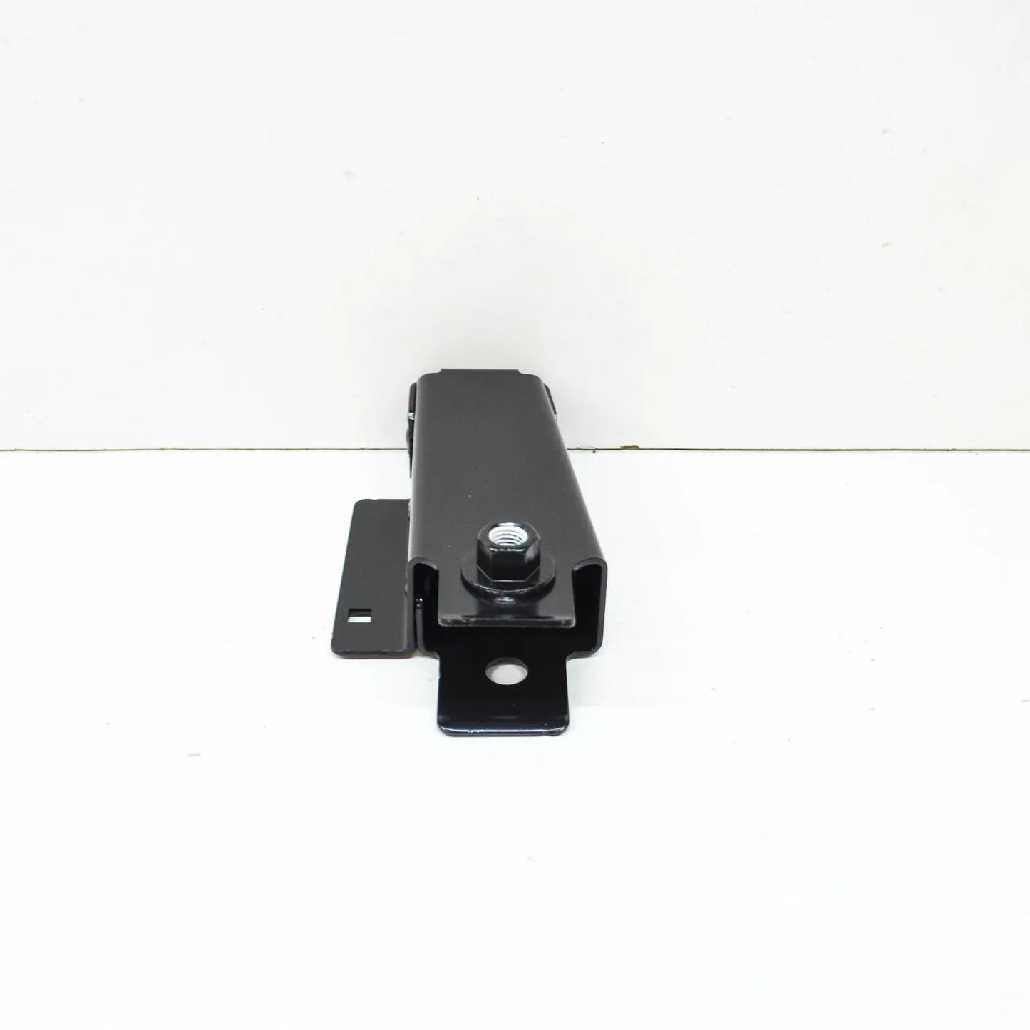 NEW VW CRAFTER SY SZ FRONT BUMPER LEFT IMPACT BAR BRACKET 7C0807953A