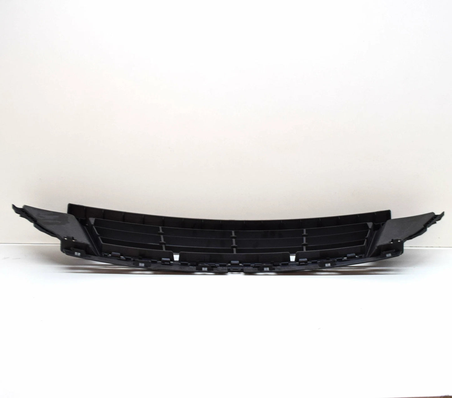 NEW BMW 2 GT F46 FRONT BUMPER CENTER CLOSED GRILLE LINES 51117460157 ORIGINAL