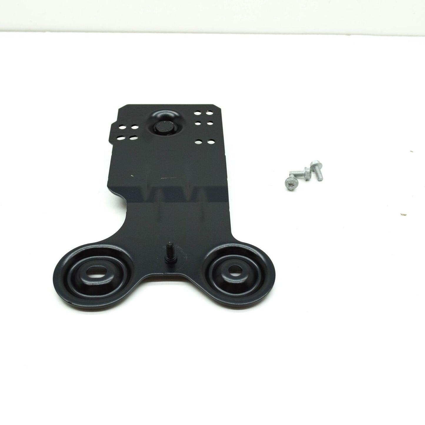 NEW VOLKSWAGEN PASSAT B8 3G HEATER BRACKET 5Q0898595B ORIGINAL