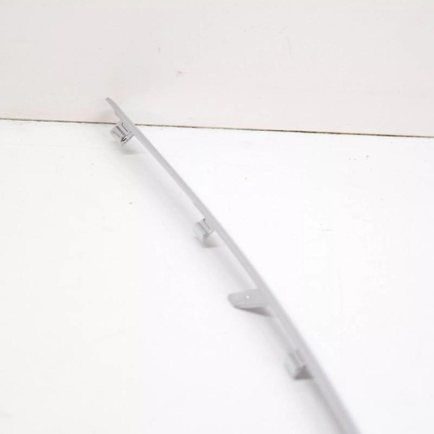 NEW MB S-CLASS W221 FRONT BUMPER RIGHT CHROME TRIM A2218850221 2011 ORIGINAL