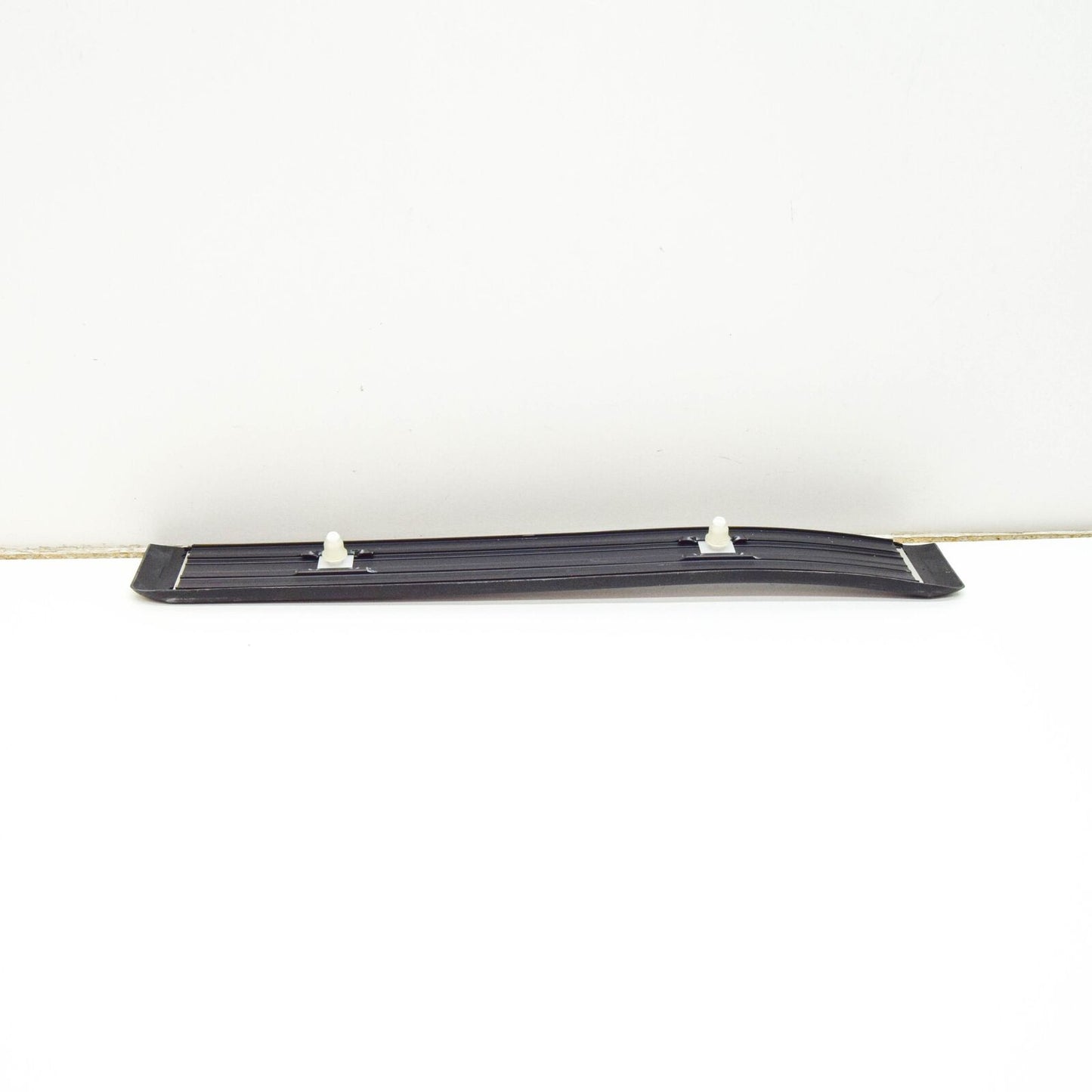 NEW MERCEDES-BENZ E W211 REAR RIGHT RAIL SILL TRIM A21168058359051 ORIGINAL