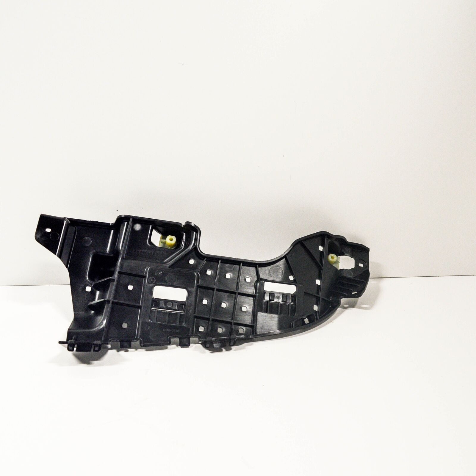 NEW MERCEDES BENZ C W205 REAR BUMPER RIGHT BRACKET A2058855014 ORIGINAL