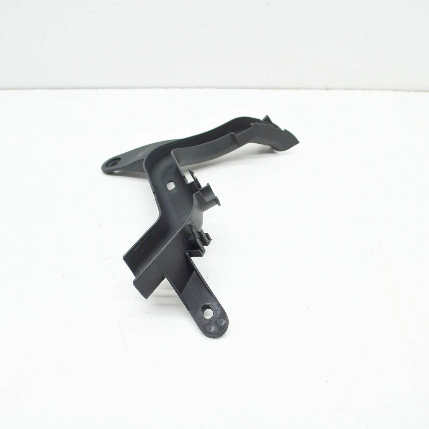 NEW AUDI A4 AVANT B9 ENGINE BAY CABLE GUIDE 8W0971824AE ORIGINAL