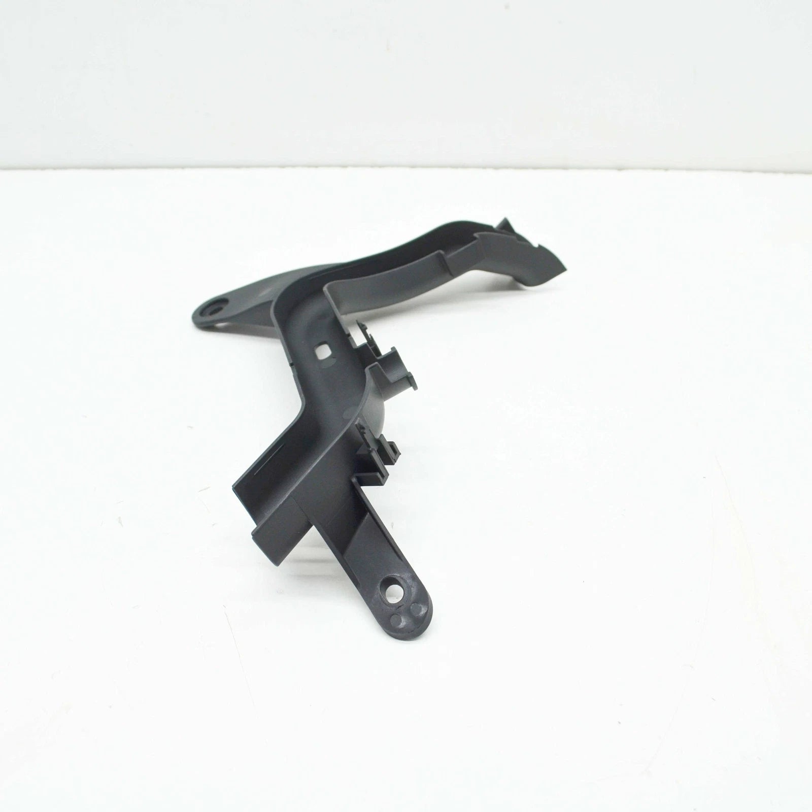 NEW AUDI A4 AVANT B9 ENGINE BAY CABLE GUIDE 8W0971824AE ORIGINAL