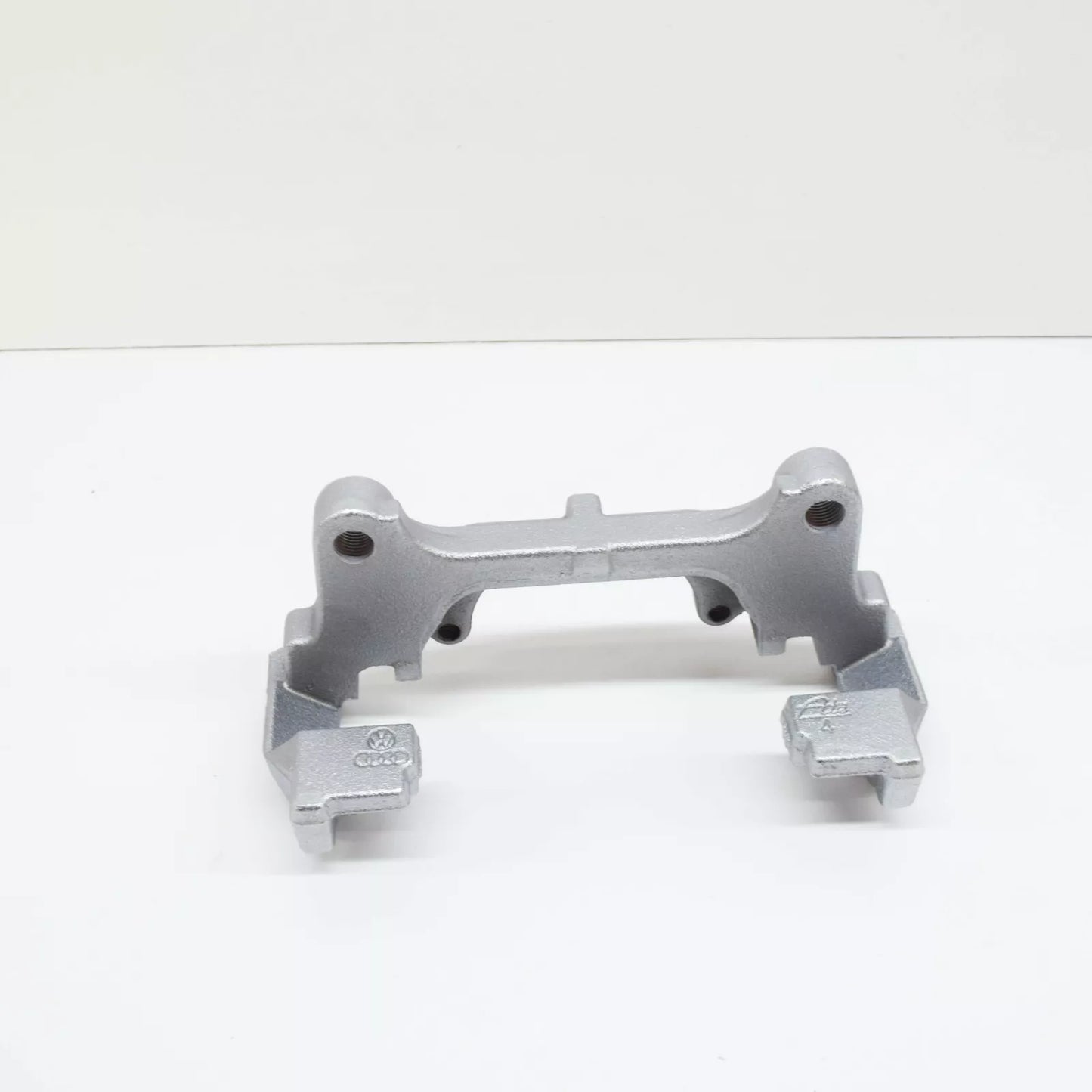 NEW VOLKSWAGEN CC FRONT WHEEL BRAKE CALIPER CARRIER 3C0615125A ORIGINAL