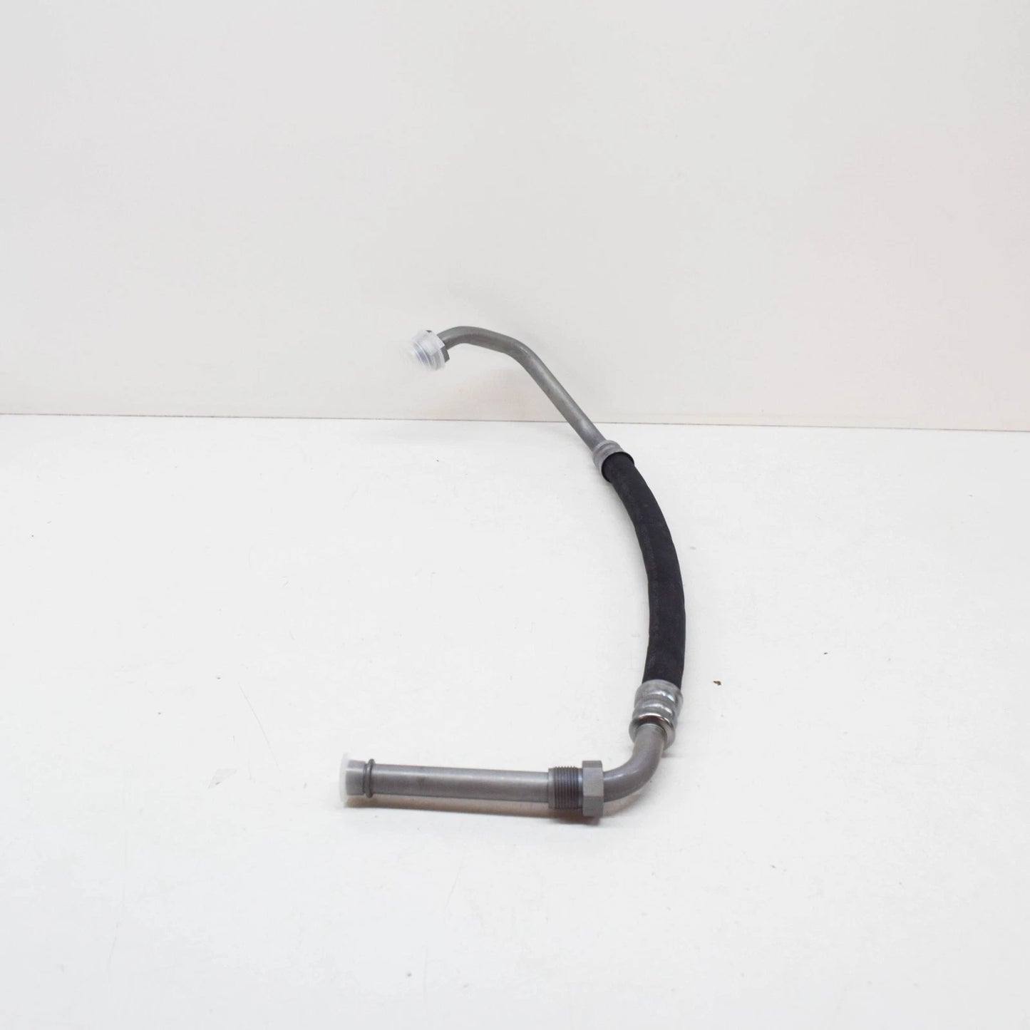 NEW BMW E30 CABRIO ENGINE OIL COOLER HOSE PIPE OUTLET 1707864 17211707864