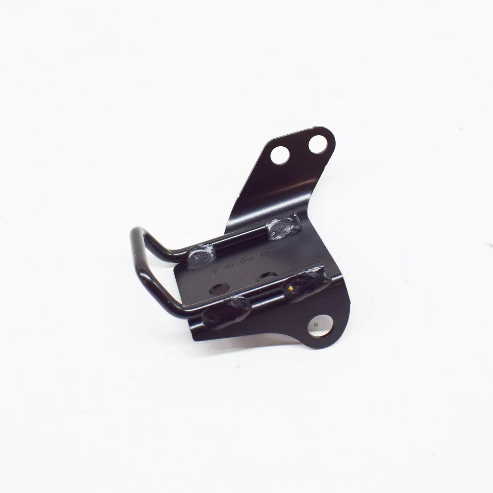 NEW MB E W211 REAR RIGHT OUTSIDE ISOFIX CHILD SEAT ANCHORAGE A2118600887