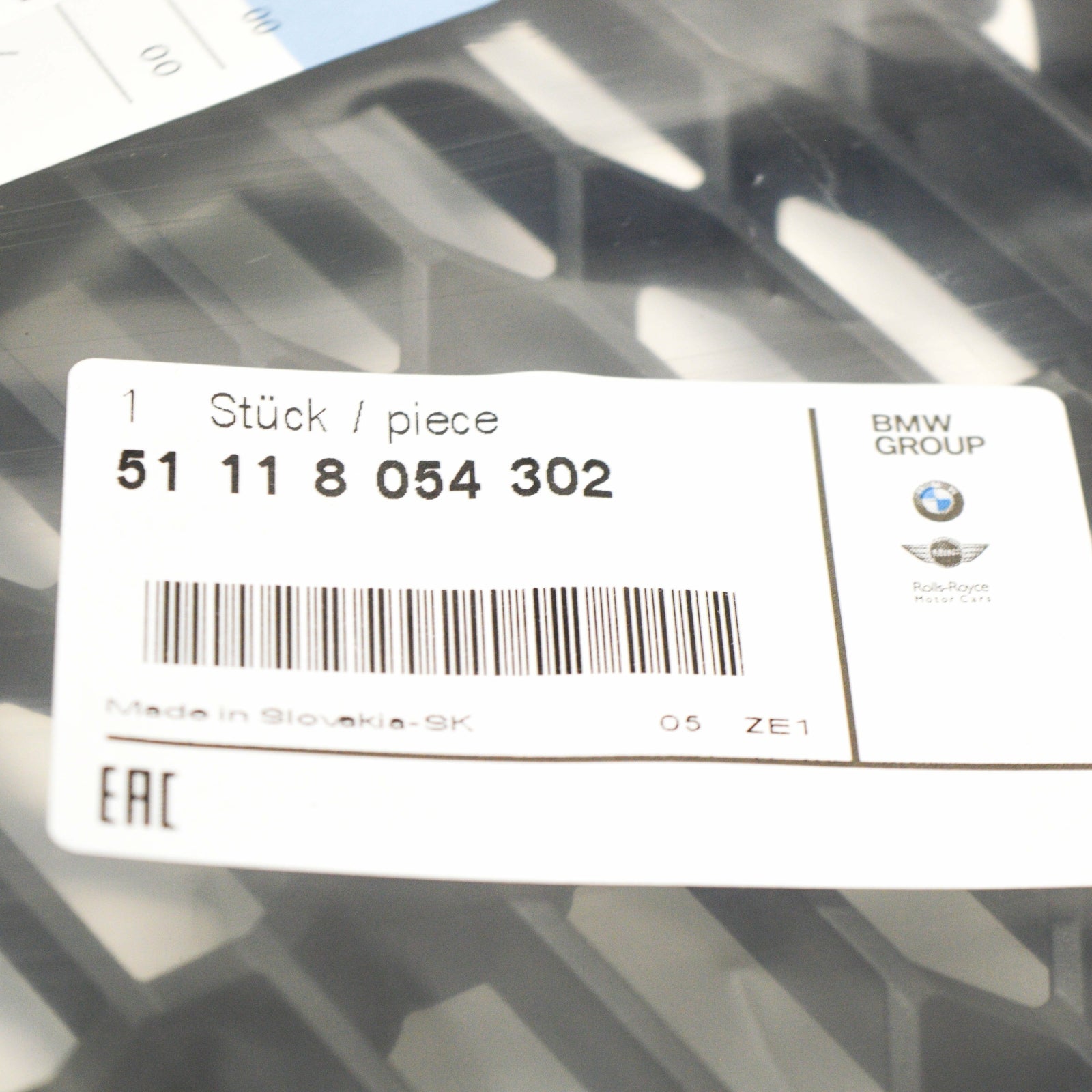 Genuine Bmw M4 F82 Front Bumper Lower Right Grille 51118054302 8054302 2016 Original