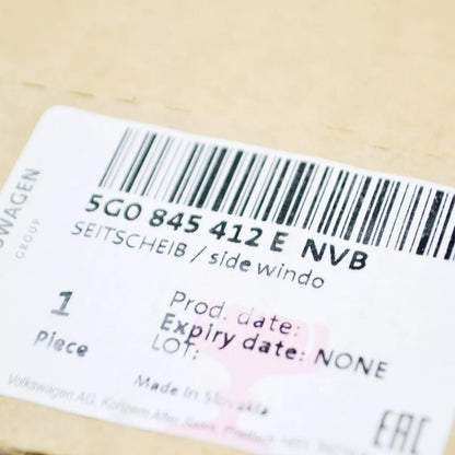 NEW VOLKSWAGEN GOLF MK7 FRONT RIGHT FIXED SIDE WINDOW 5G0845412ENVB