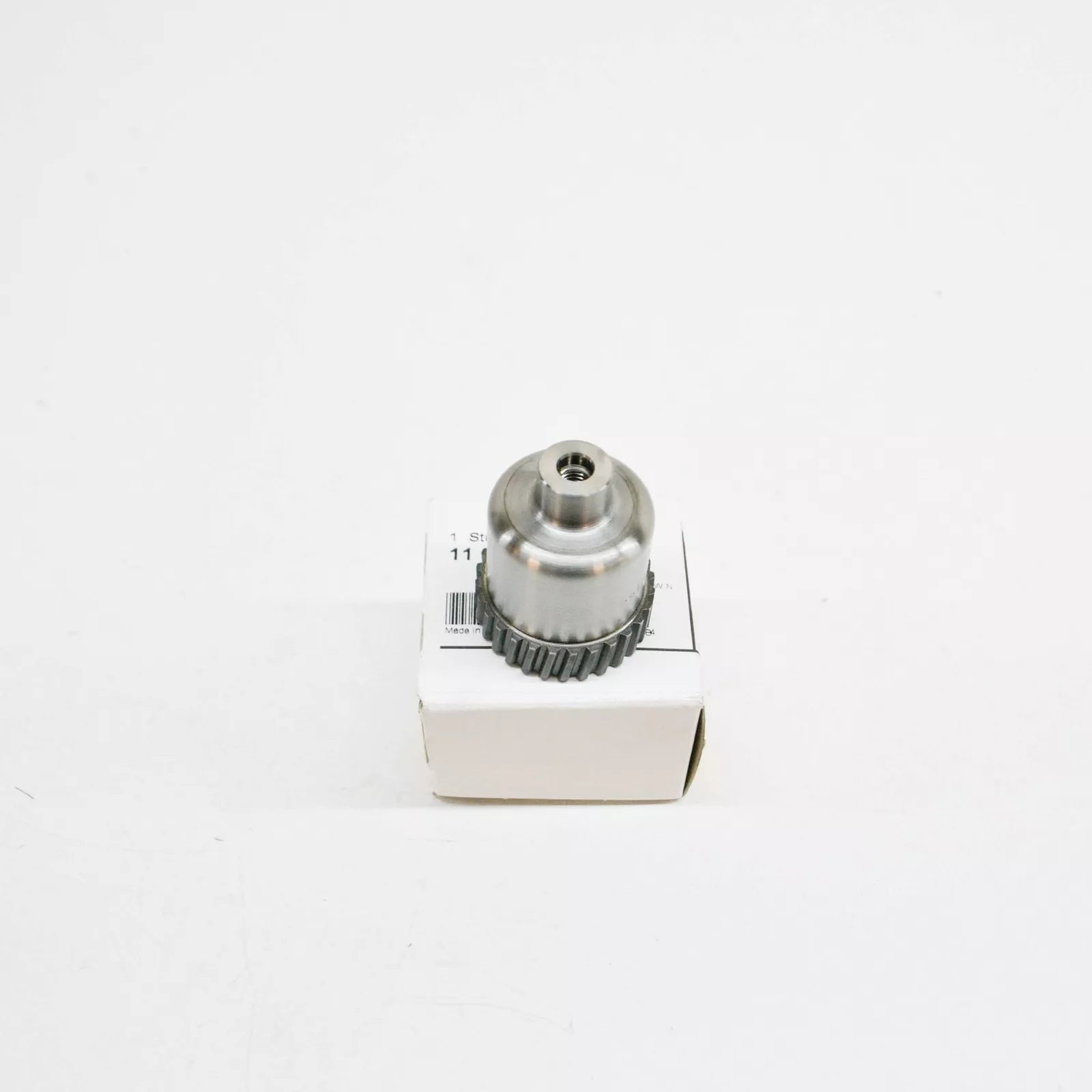 NEW BMW 5 E39 SPLINED SHAFT 11361715027 1715027 ORIGINAL