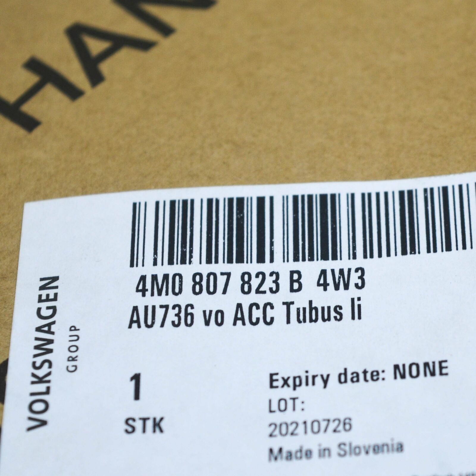 NEW AUDI Q7 4M FRONT LEFT LOWER GRILLE MOLDING 4M0807823B4W3 ORIGINAL