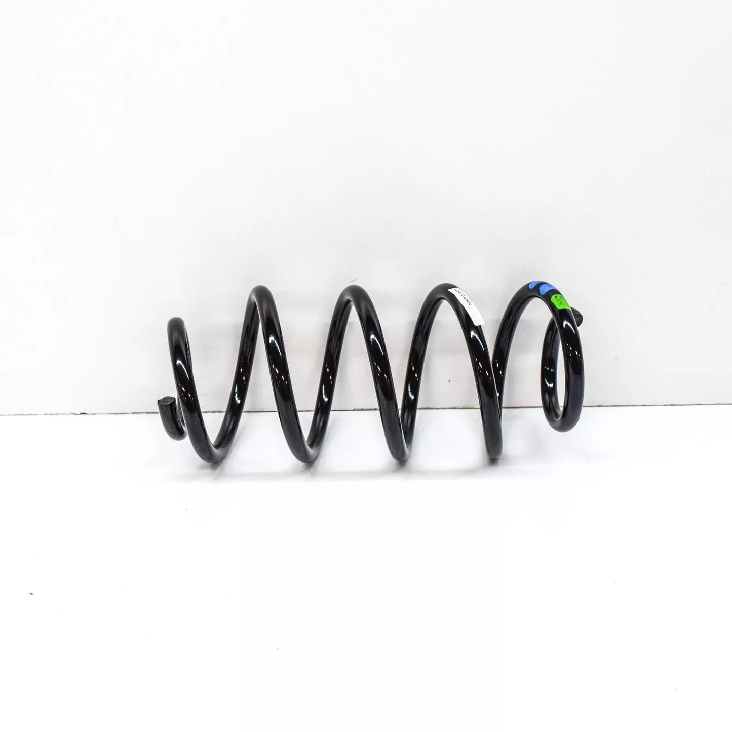 NEW MERCEDES-BENZ GLA X156 REAR COIL SPRING A1563240504 ORIGINAL