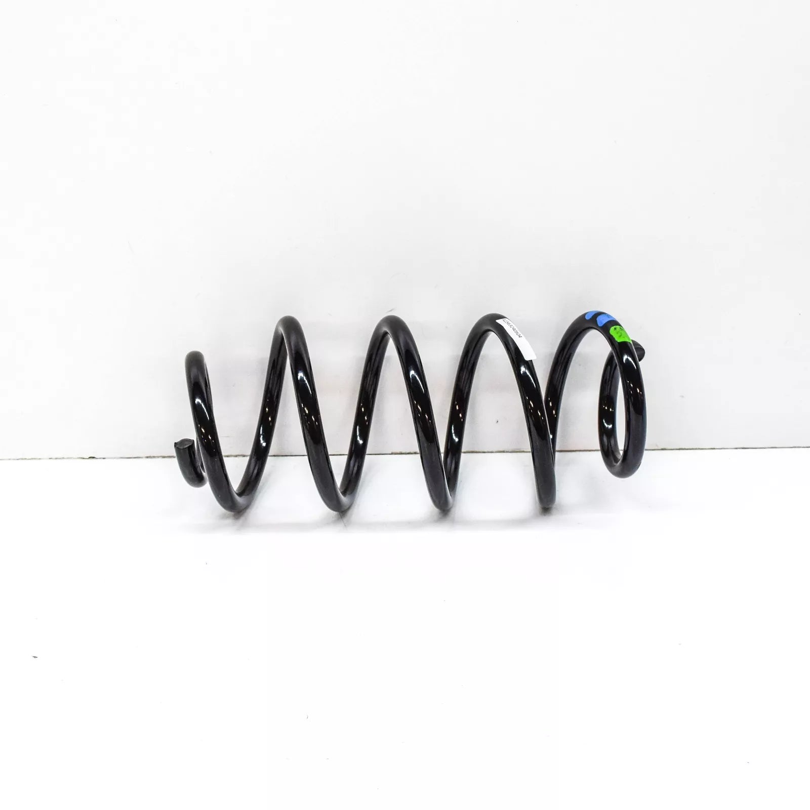 NEW MERCEDES-BENZ GLA X156 REAR COIL SPRING A1563240504 ORIGINAL