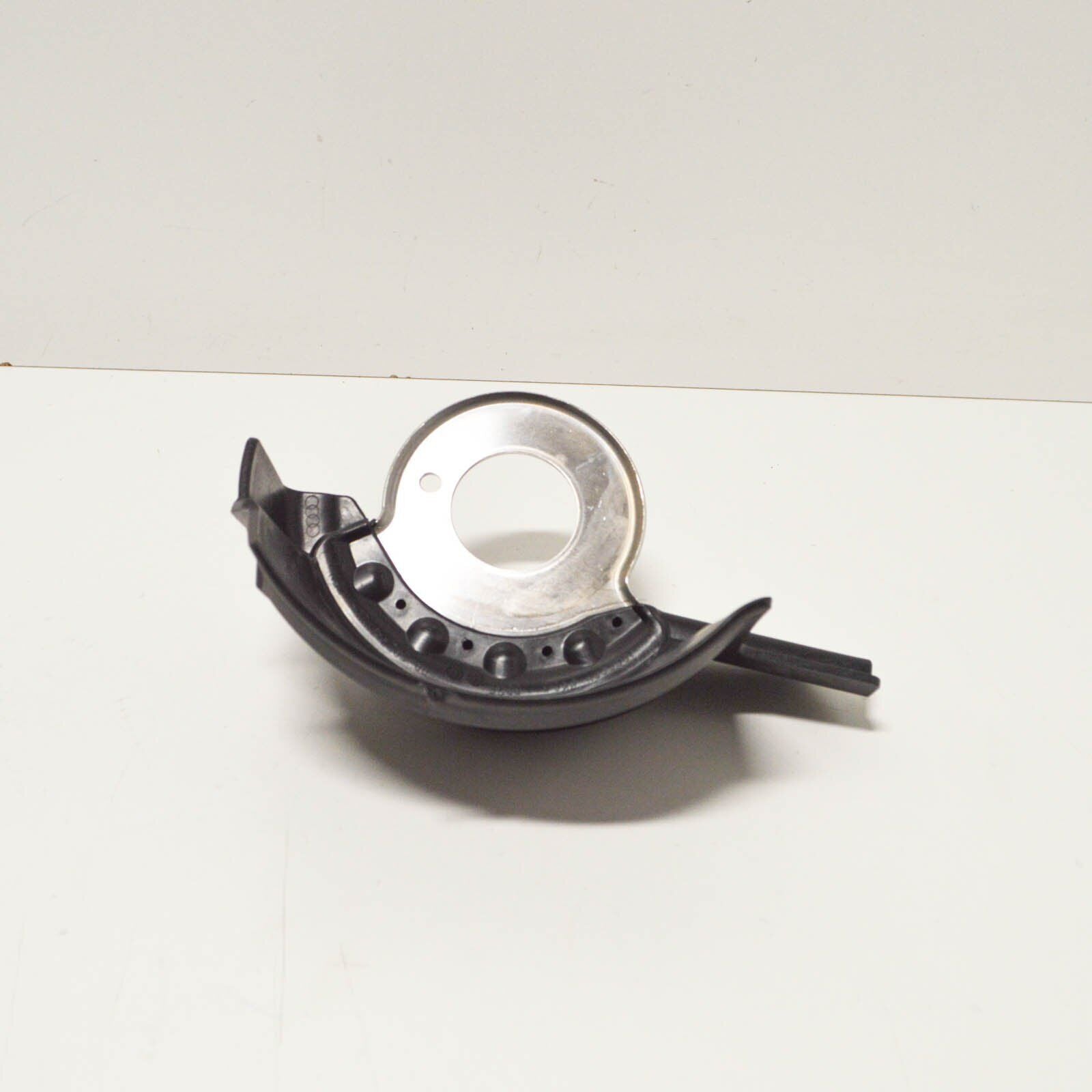 NEW AUDI A4 B8 REAR SUSPENSION STONE GUARD LEFT 8K0511539E 2013 ORIGINAL