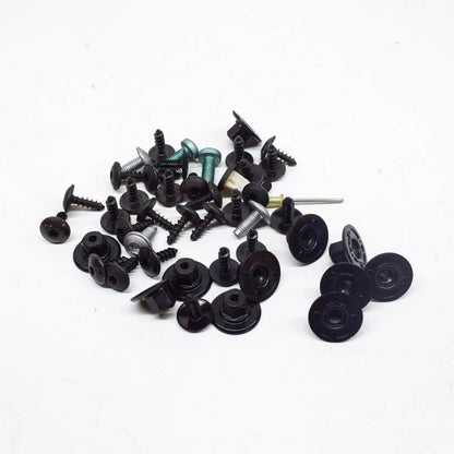 NEW AUDI A5 S5 8W6 FRONT REAR WHEEHOUSING LINER HARDWARE SET V04017001BE