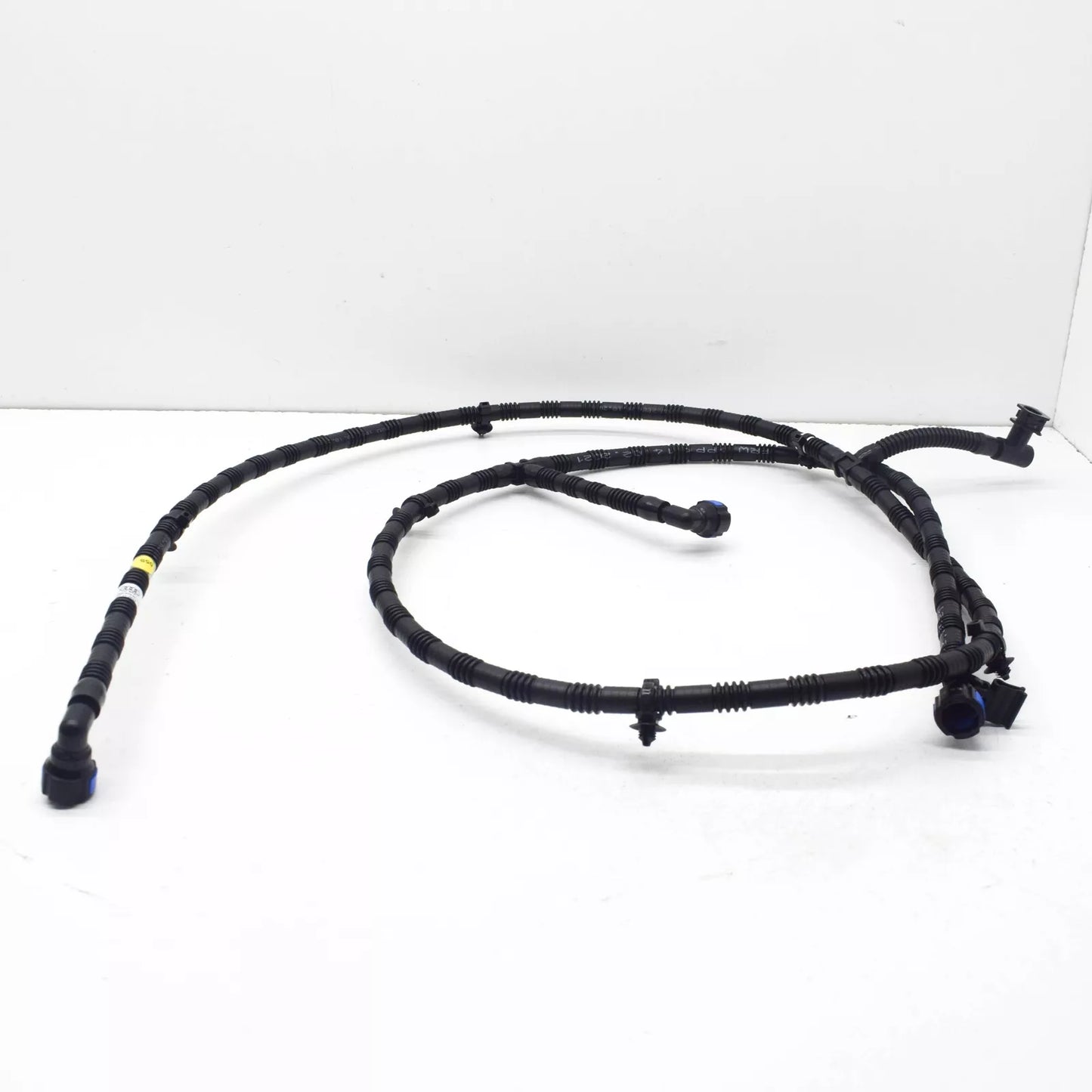 NEW AUDI Q7 4M FRONT HEADLIGHT WASHER NOZZLE HOSE 4M0955970D