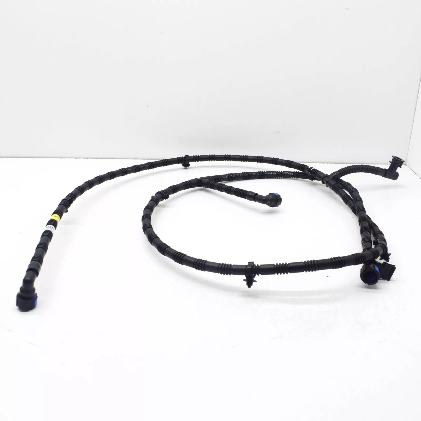 NEW AUDI Q7 4M FRONT HEADLIGHT WASHER NOZZLE HOSE 4M0955970D