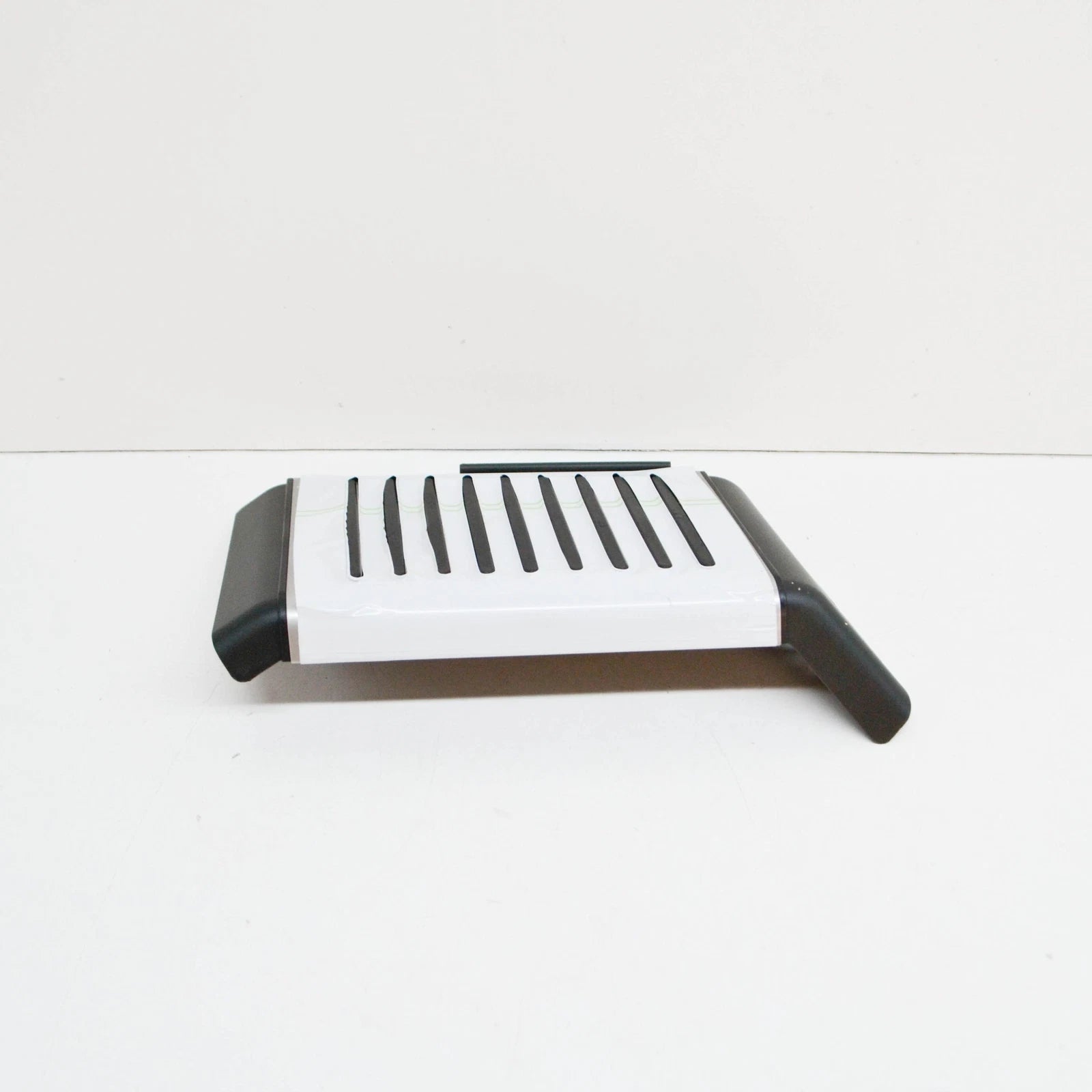 NEW AUDI Q7 4L FOOTREST PEDAL PAD COVER FOR AUTOMATIC LHD 4L1864777D4PK