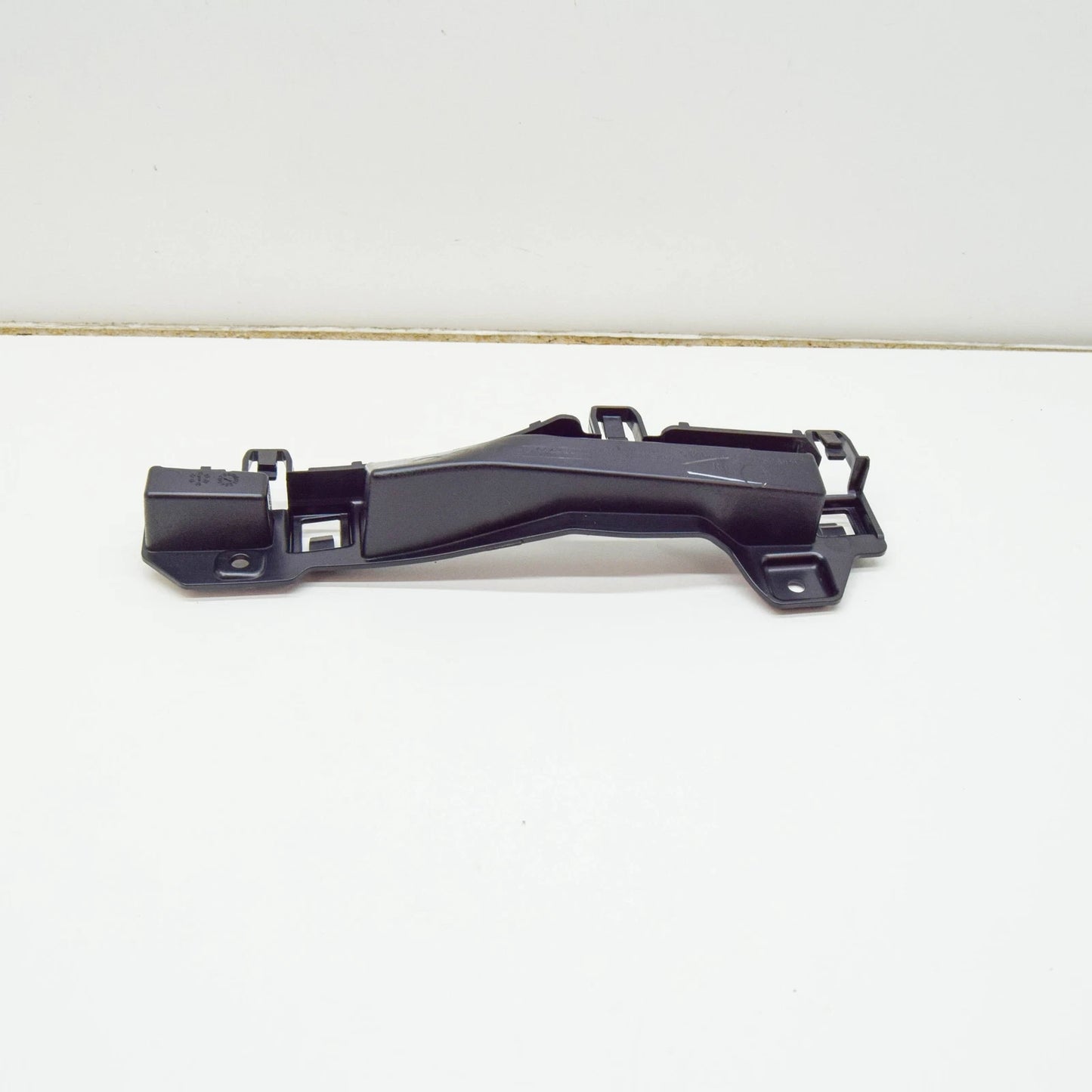 NEW BMW 2 COUPE G42 FRONT RIGHT SIDE SIDESKIRT HOLDER 51778495052 ORIGINAL