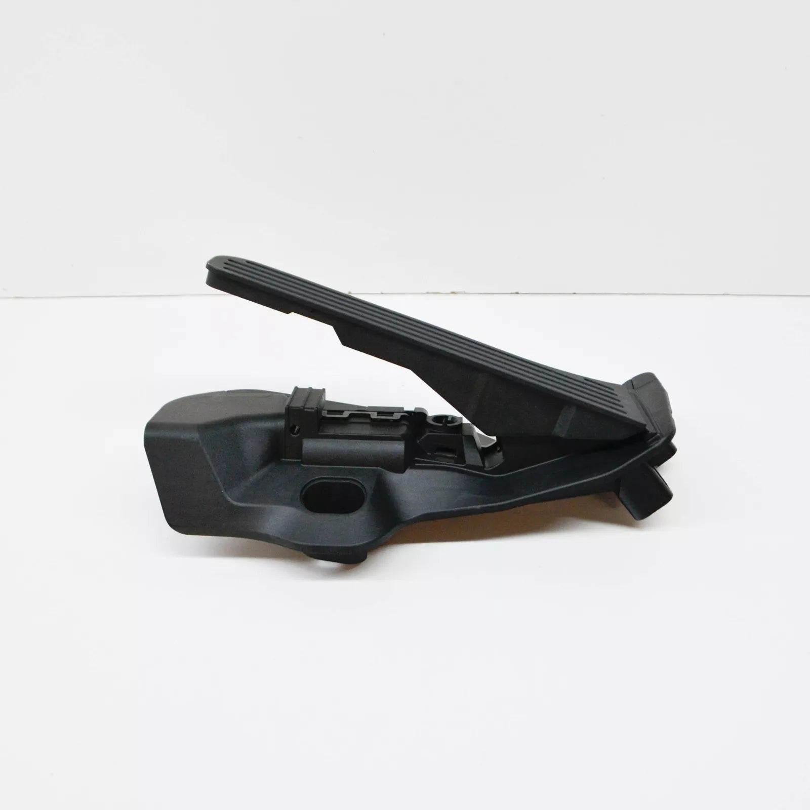 NEW AUDI Q3 8U ACCELERATOR PEDAL RHD 1K2721503AR ORIGINAL