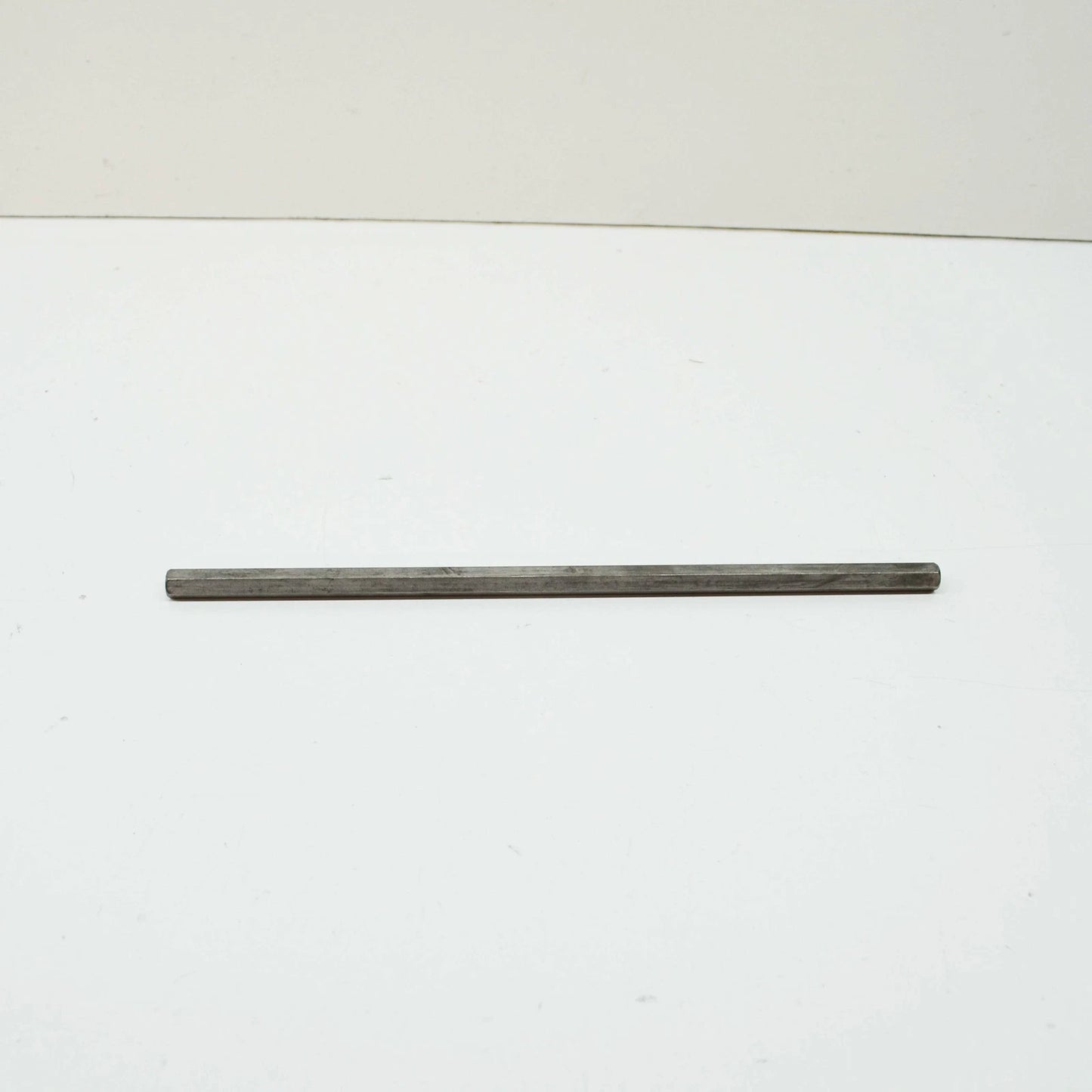 NEW AUDI A6 C7 ENGINE OIL PUMP DRIVE SHAFT 079115120T ORIGINAL