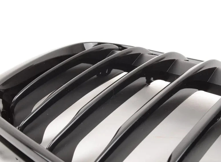 NEW BMW X1 F48 M PERFORMANCE GLOSS BLACK FRONT RIGHT GRILLE 51712407732 ORIGINAL