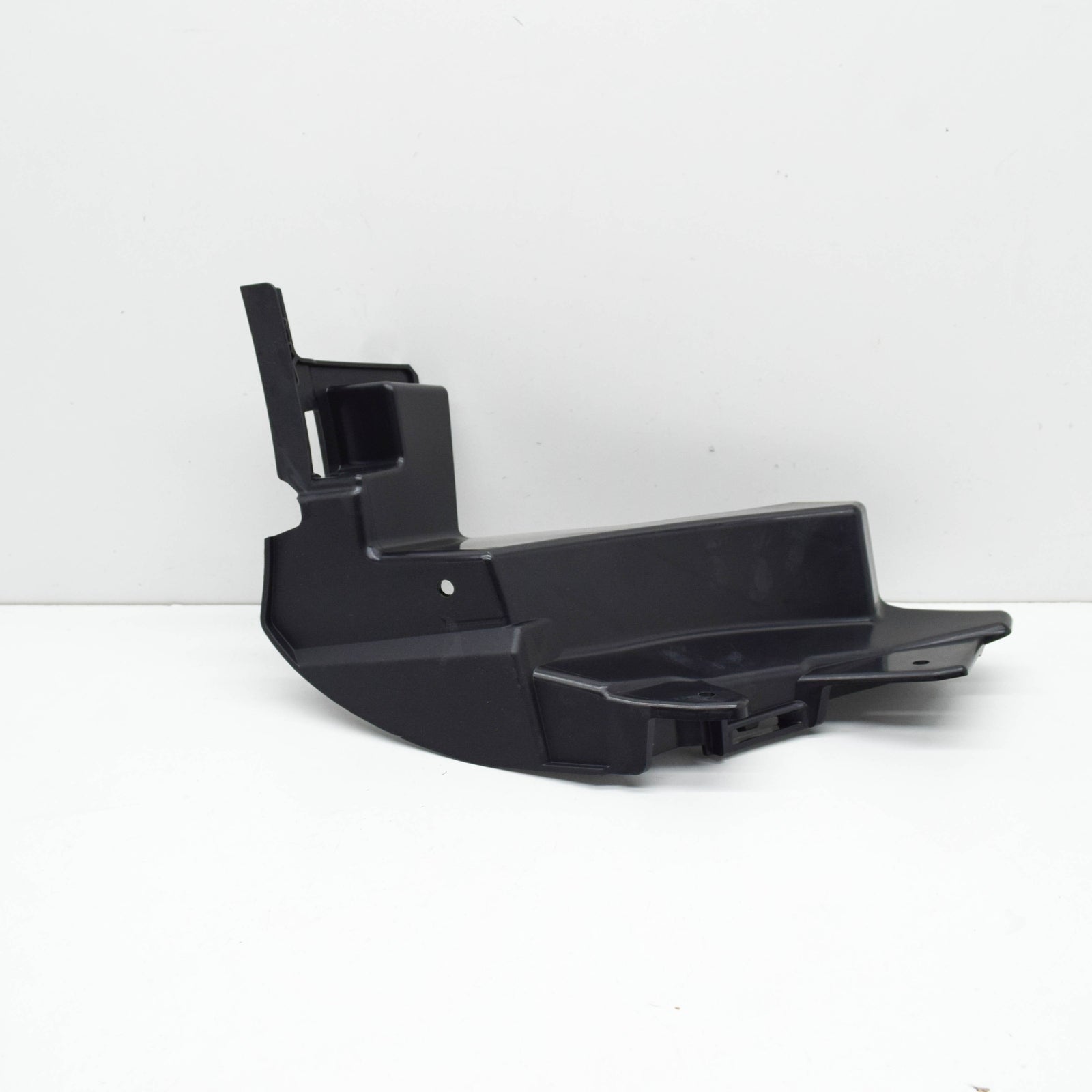 NEW MERCEDES-BENZ GLE C292 FRONT BUMPER LEFT CARRIER COVER A2928850024 ORIGINAL