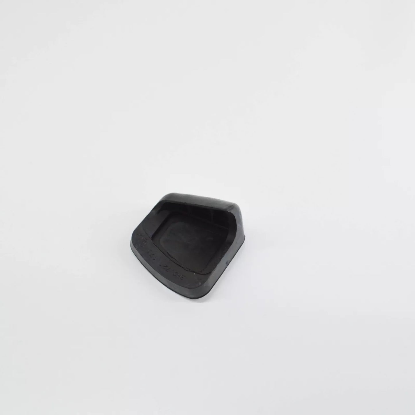NEW VW AMAROK 2H BRAKE PEDAL RUBBER CAP 2H0721173 ORIGINAL