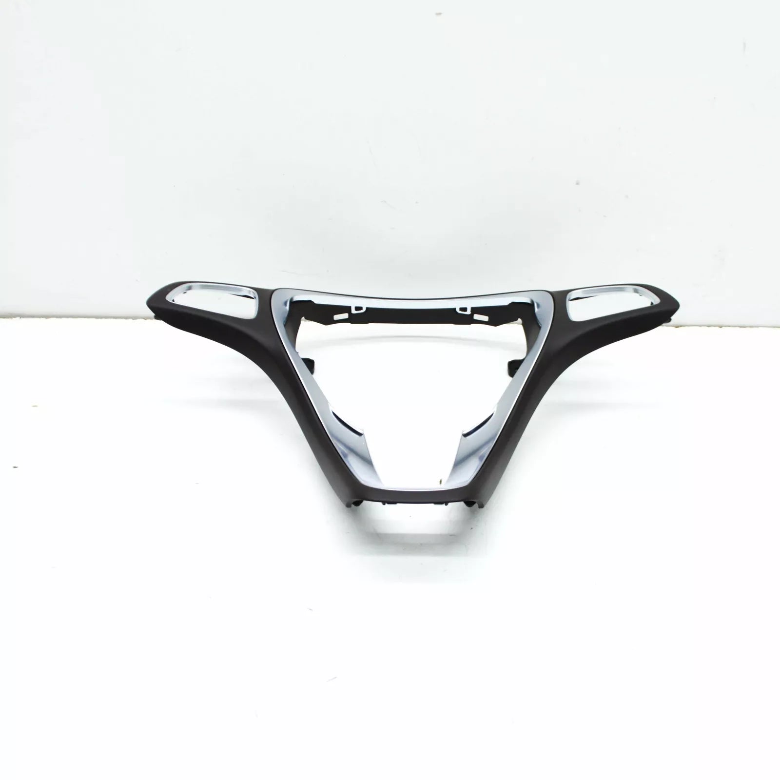 NEW MERCEDES-BENZ GLA X156 STEERING WHEEL COVER A09946428138R23