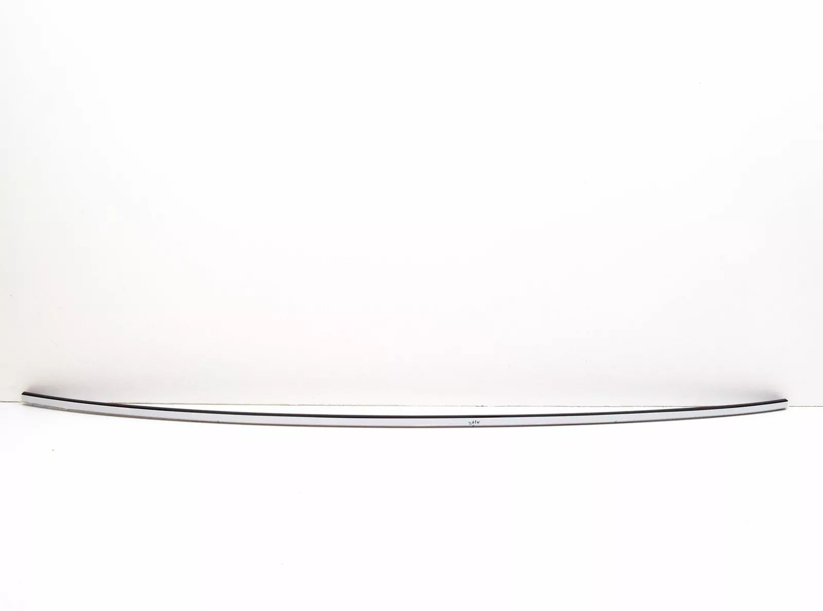 NEW AUDI A6 C8 REAR TAILGATE LUGGAGE TRIM STRIP GLOSSY 4K5853927T94