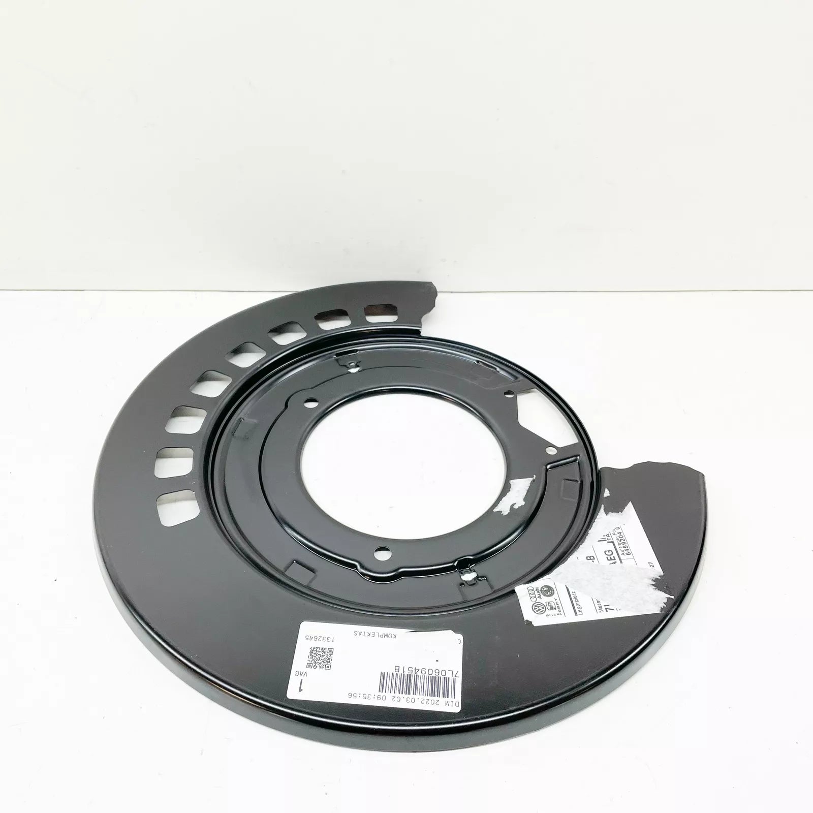 NEW VW TOUAREG 7L LEFT BRAKE BACKING PLATE 7L0609451B