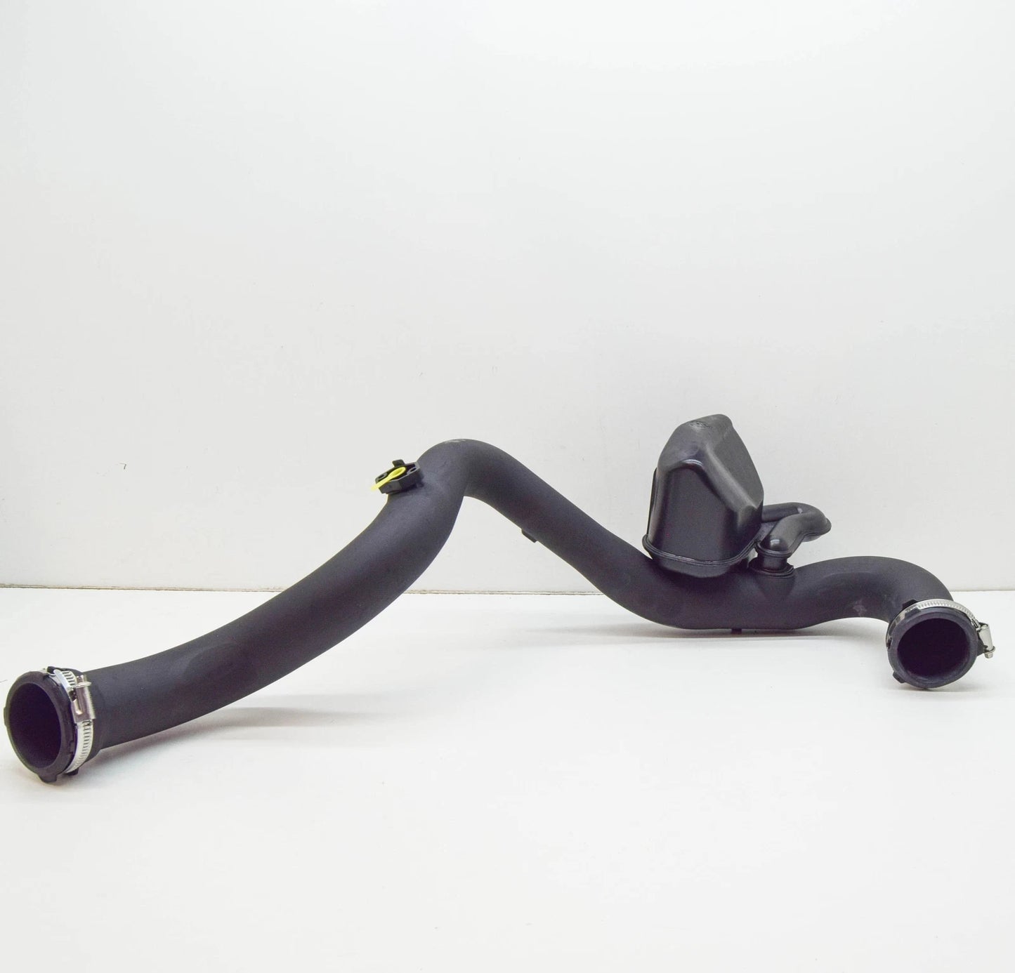 NEW AUDI A4 B8 LEFT CHARGE AIR COOLER PRESSURE HOSE 8K0145673AC ORIGINAL