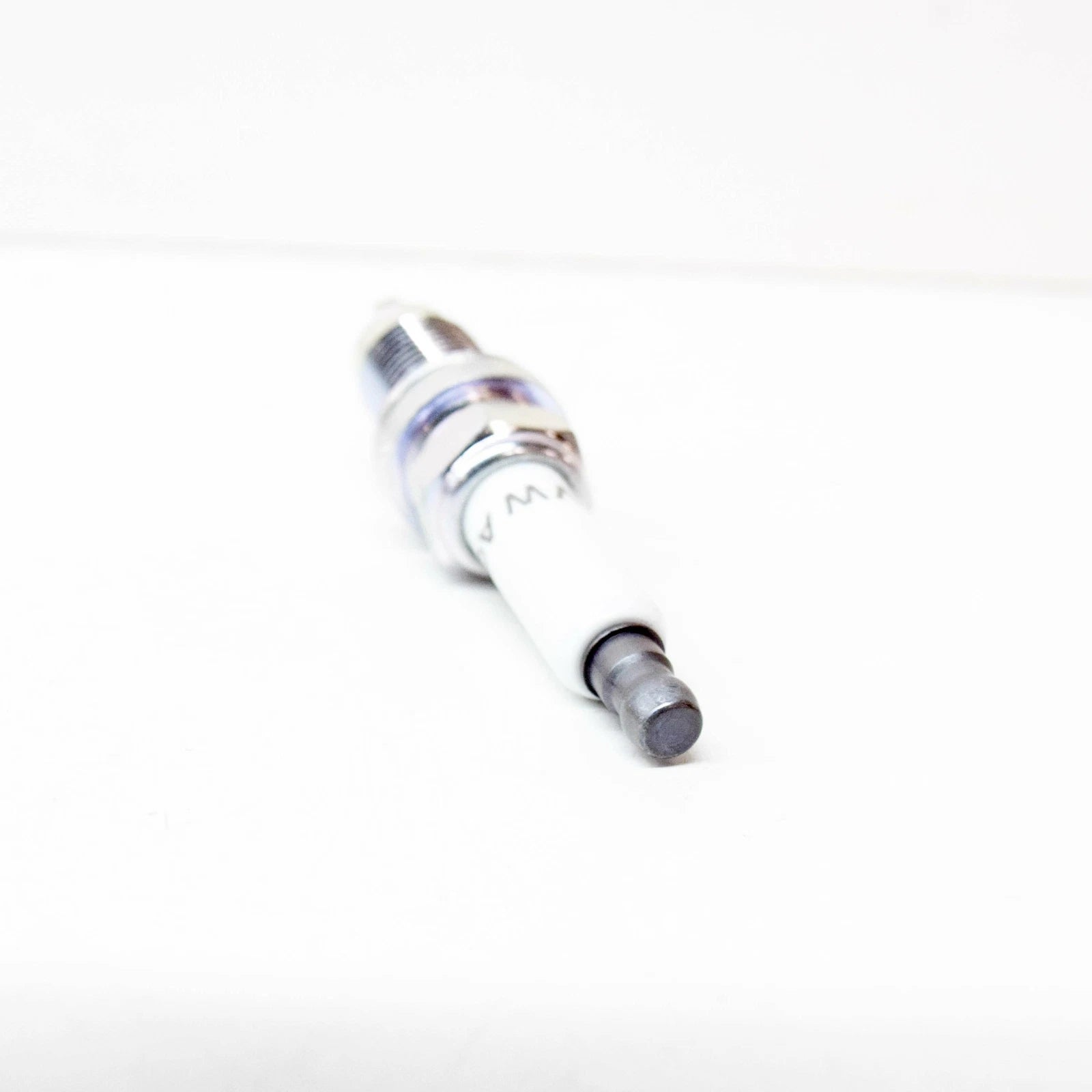 NEW AUDI A1 8X SPARK PLUG 'LONGLIFE' 1 PCS 03F905600A ORIGINAL