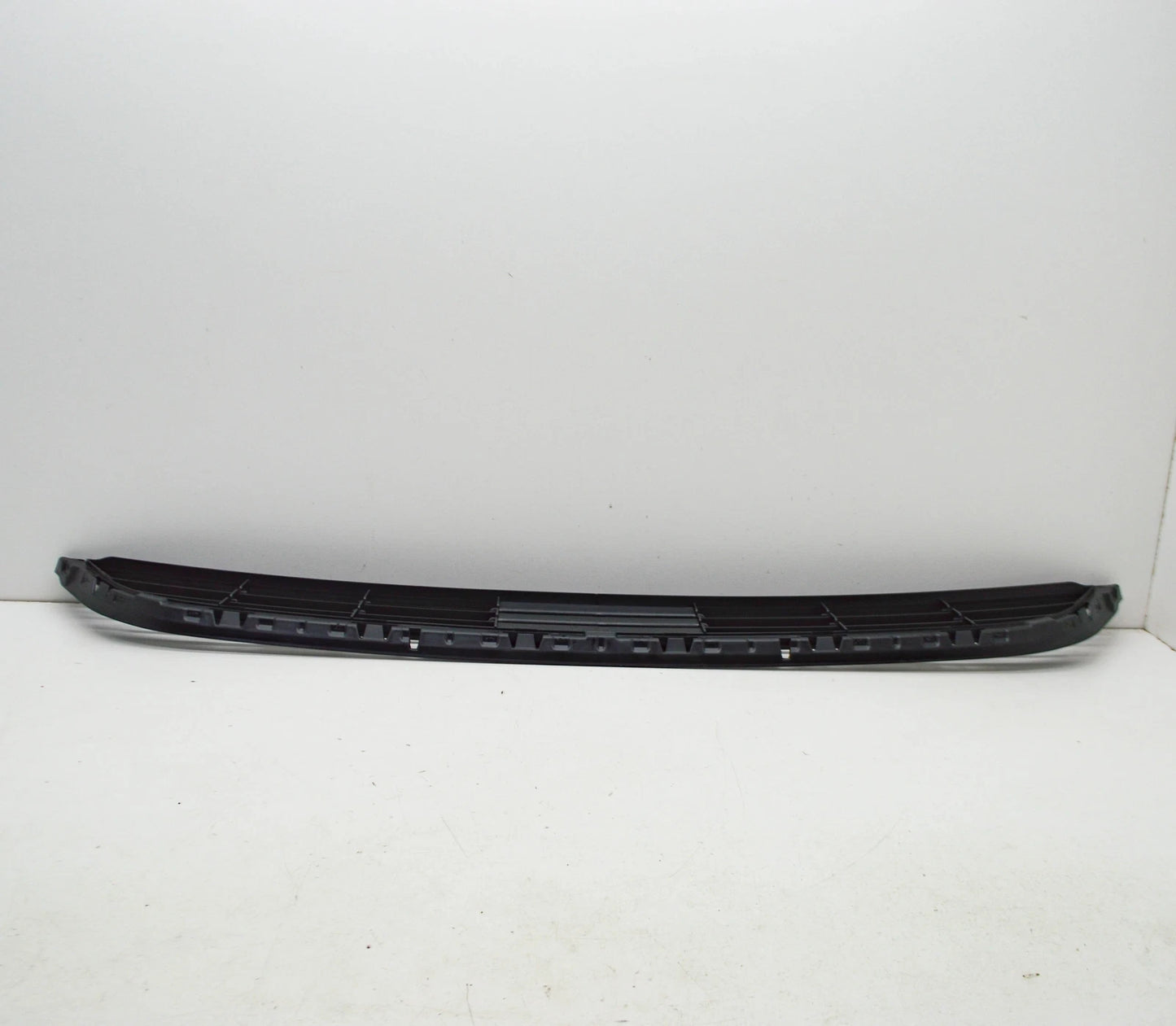 NEW BMW X3 F25 FRONT BUMPER LOWER CENTER GRILL 51117338476 2013 ORIGINAL