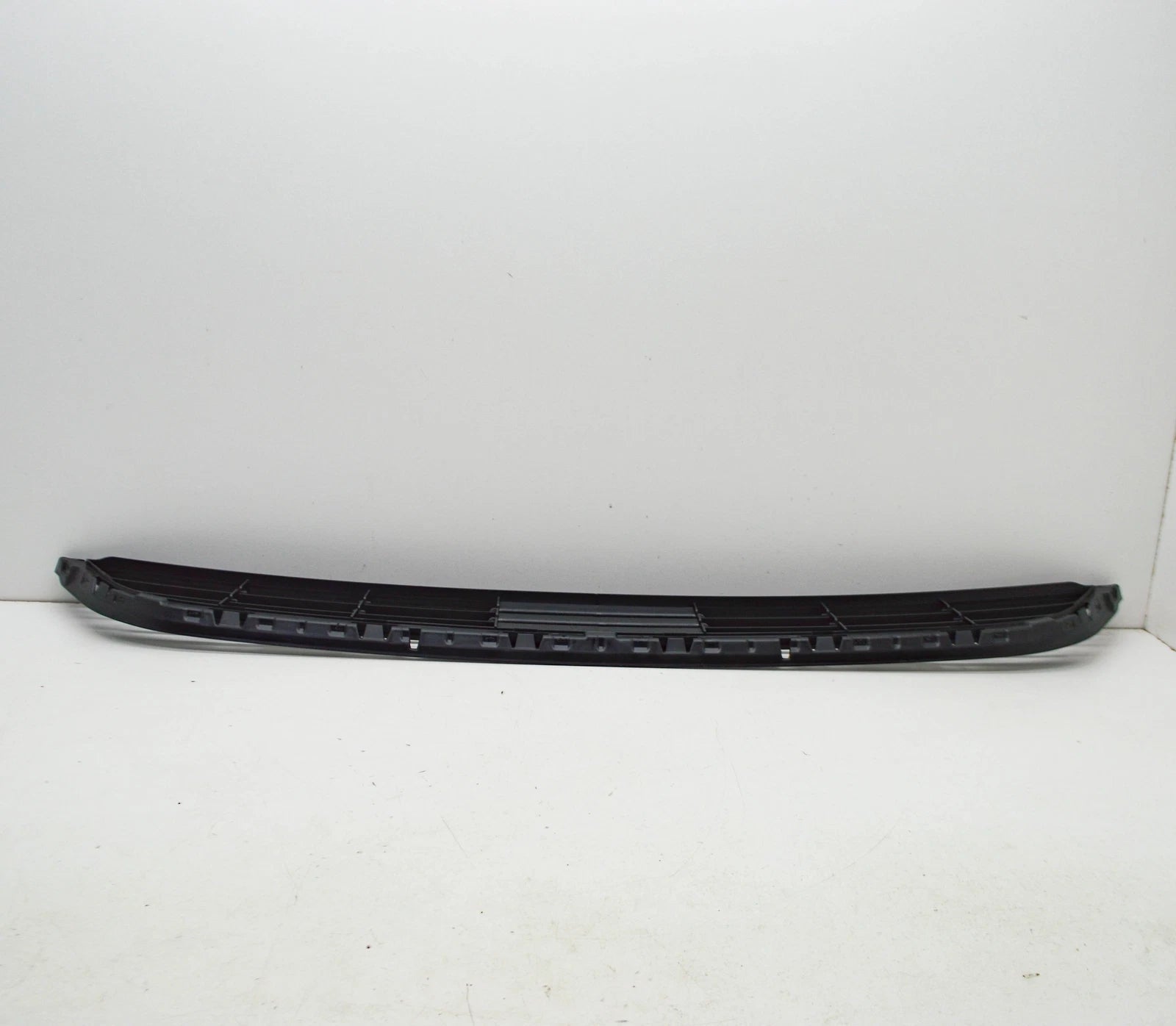 NEW BMW X3 F25 FRONT BUMPER LOWER CENTER GRILL 51117338476 2013 ORIGINAL