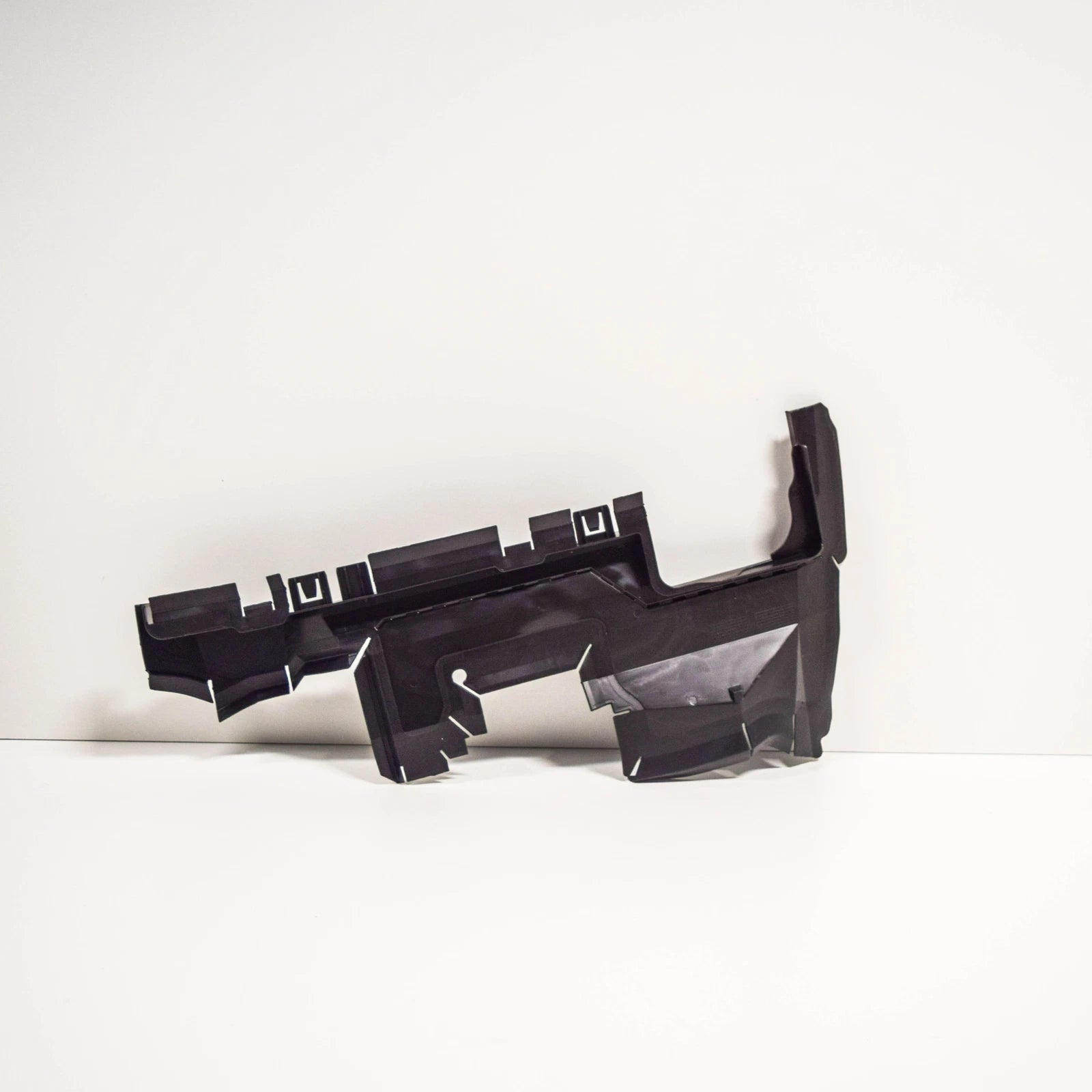 NEW AUDI A4 B8 RIGHT AIR GUIDE 8K0121284G